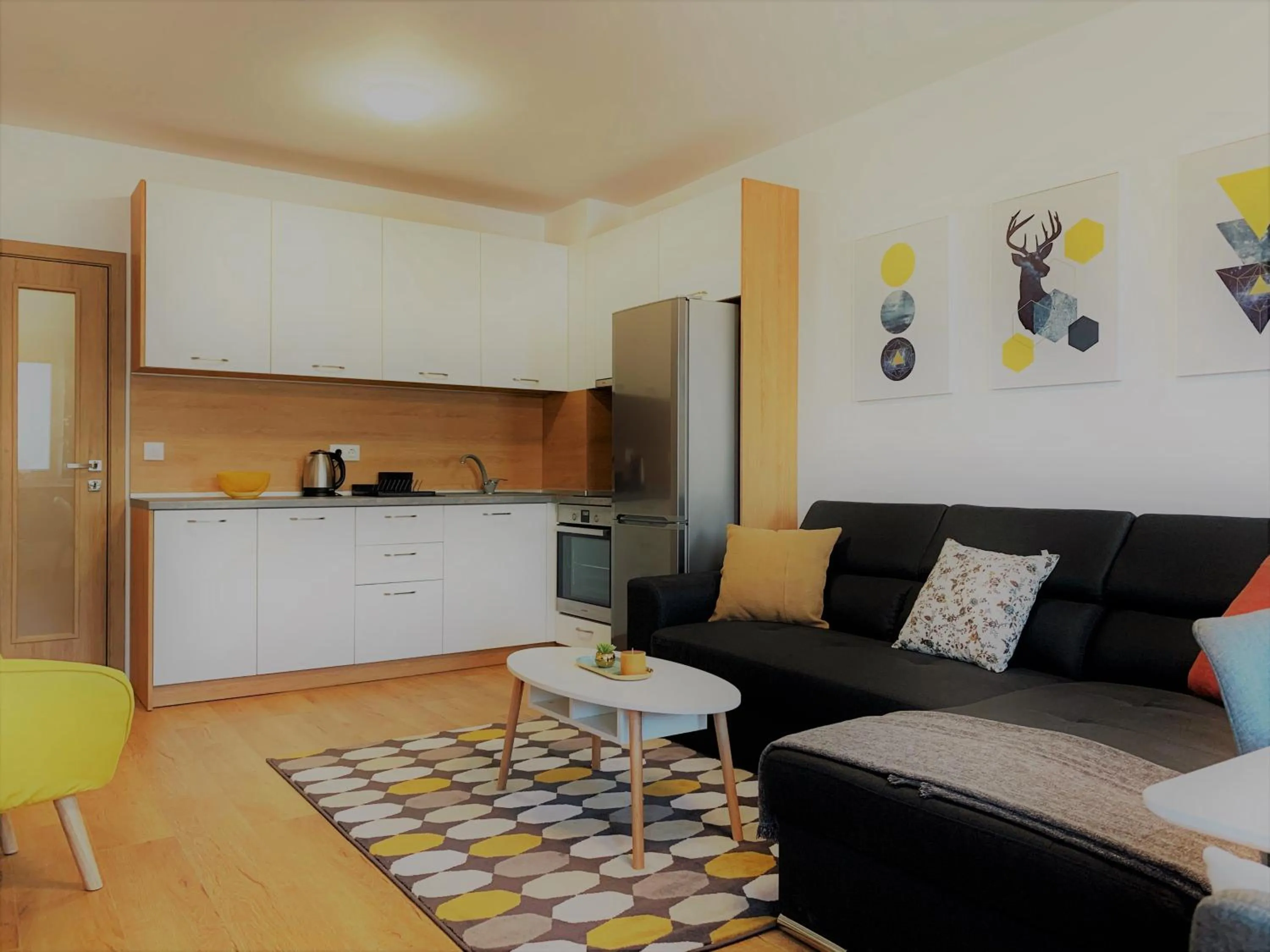 Kitchen or kitchenette in Gardenia Apartments