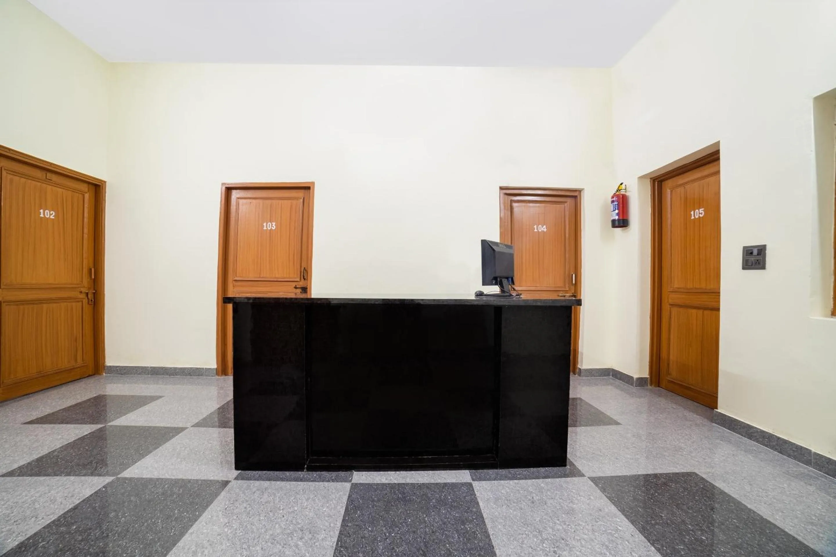 Lobby or reception in Hotel O Home Gautam Homestay