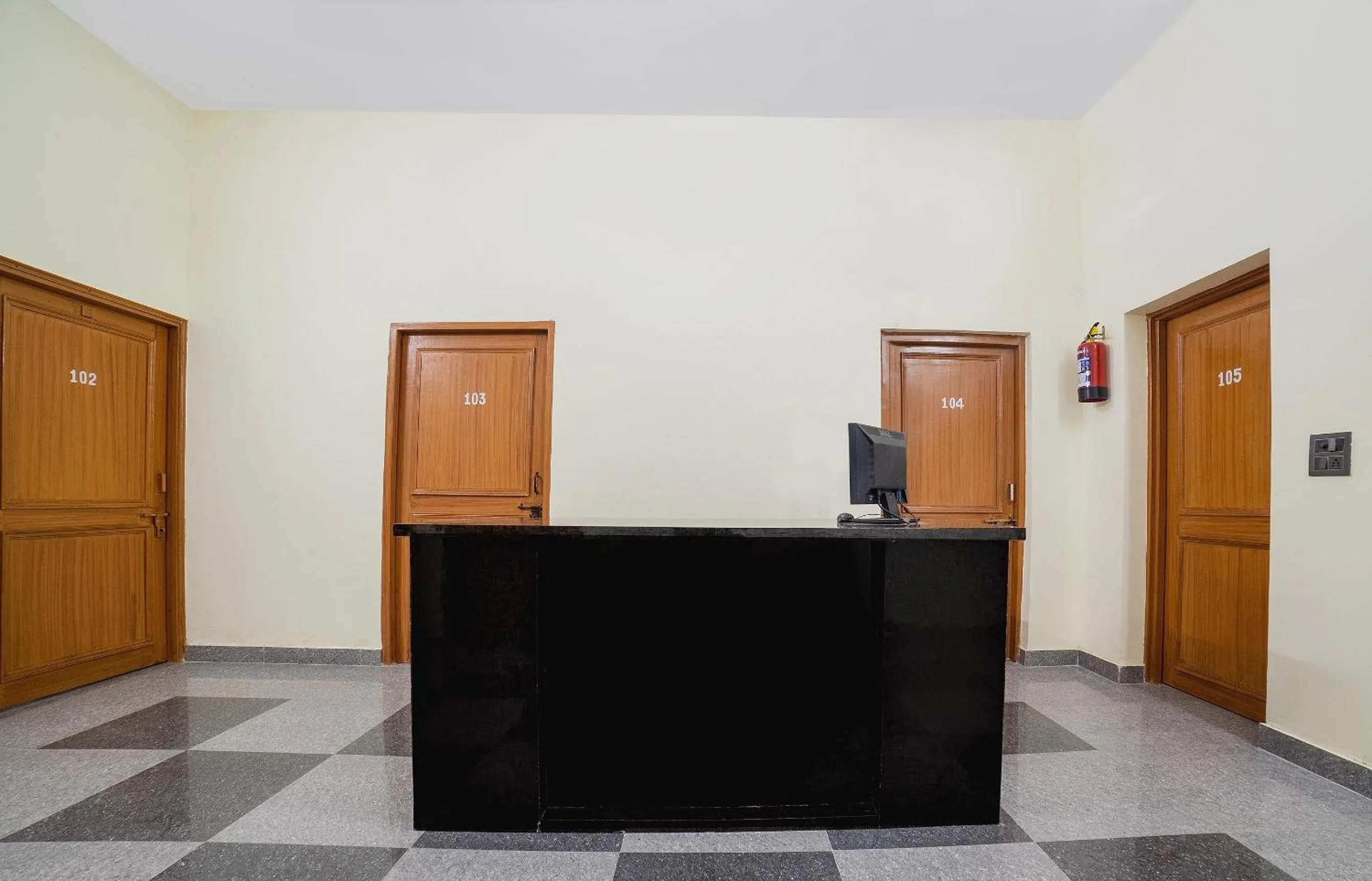 Lobby or reception in Hotel O Home Gautam Homestay