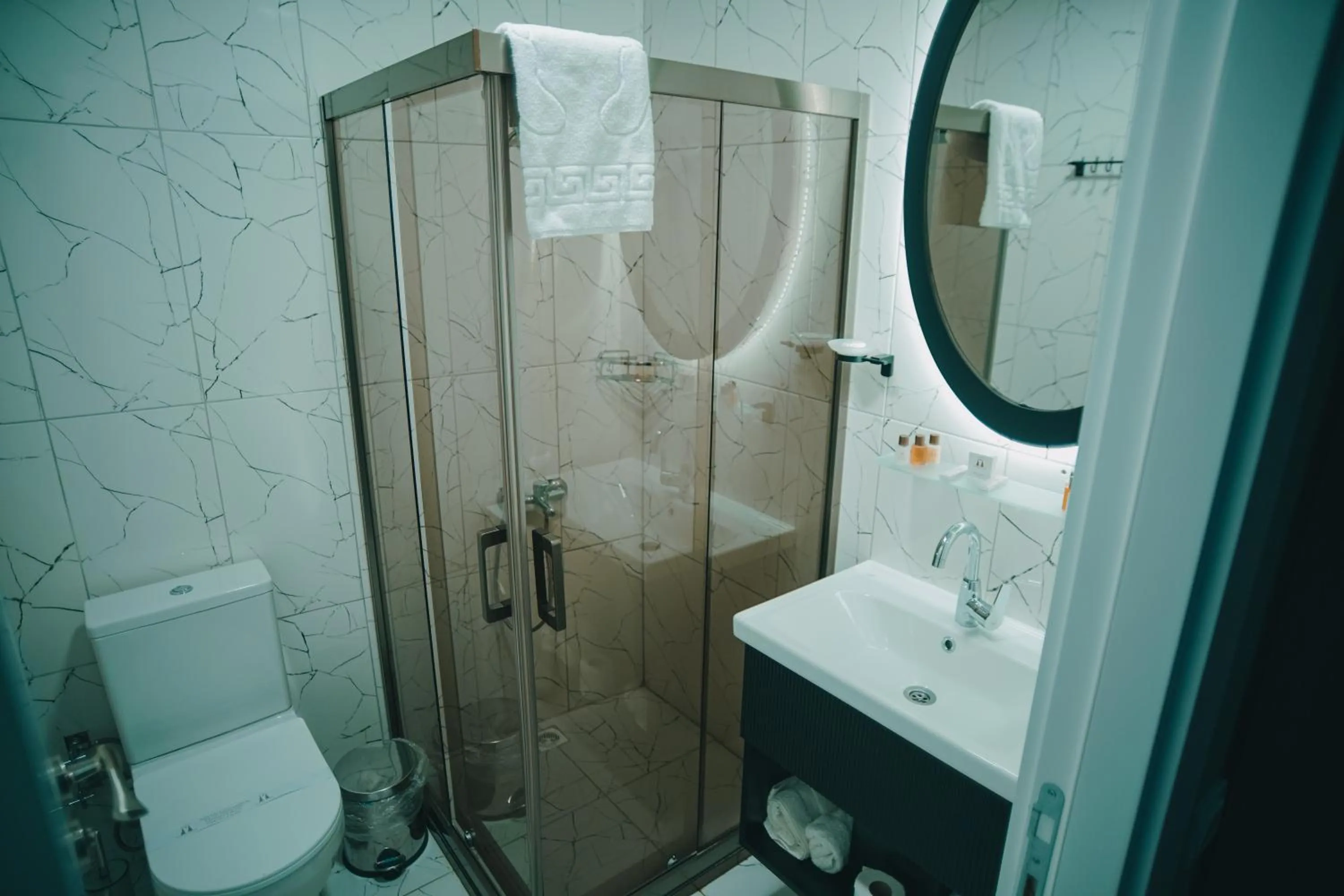 Shower in Anatolia Luxury Hotel