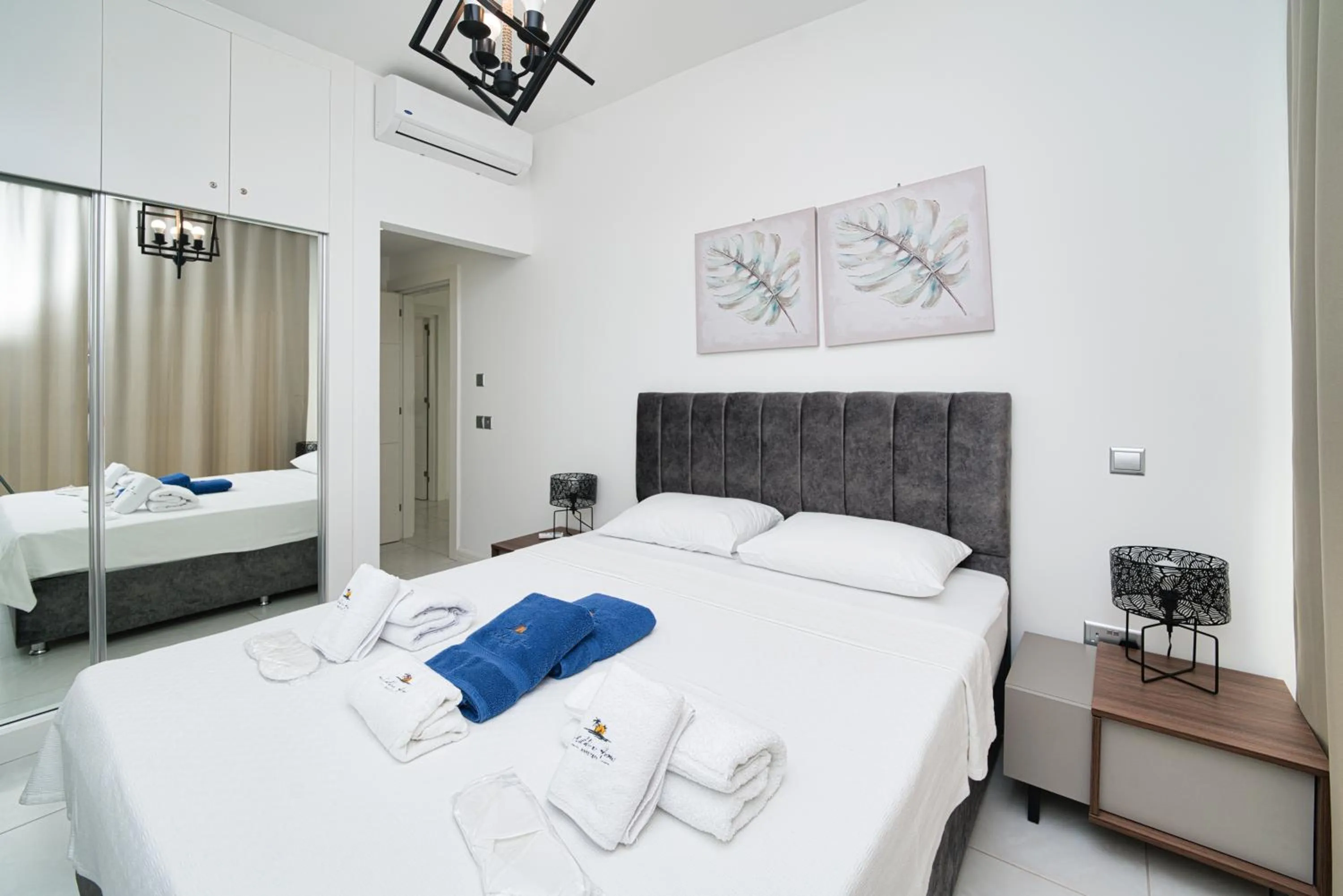 Bed in Maldives Holiday Homes