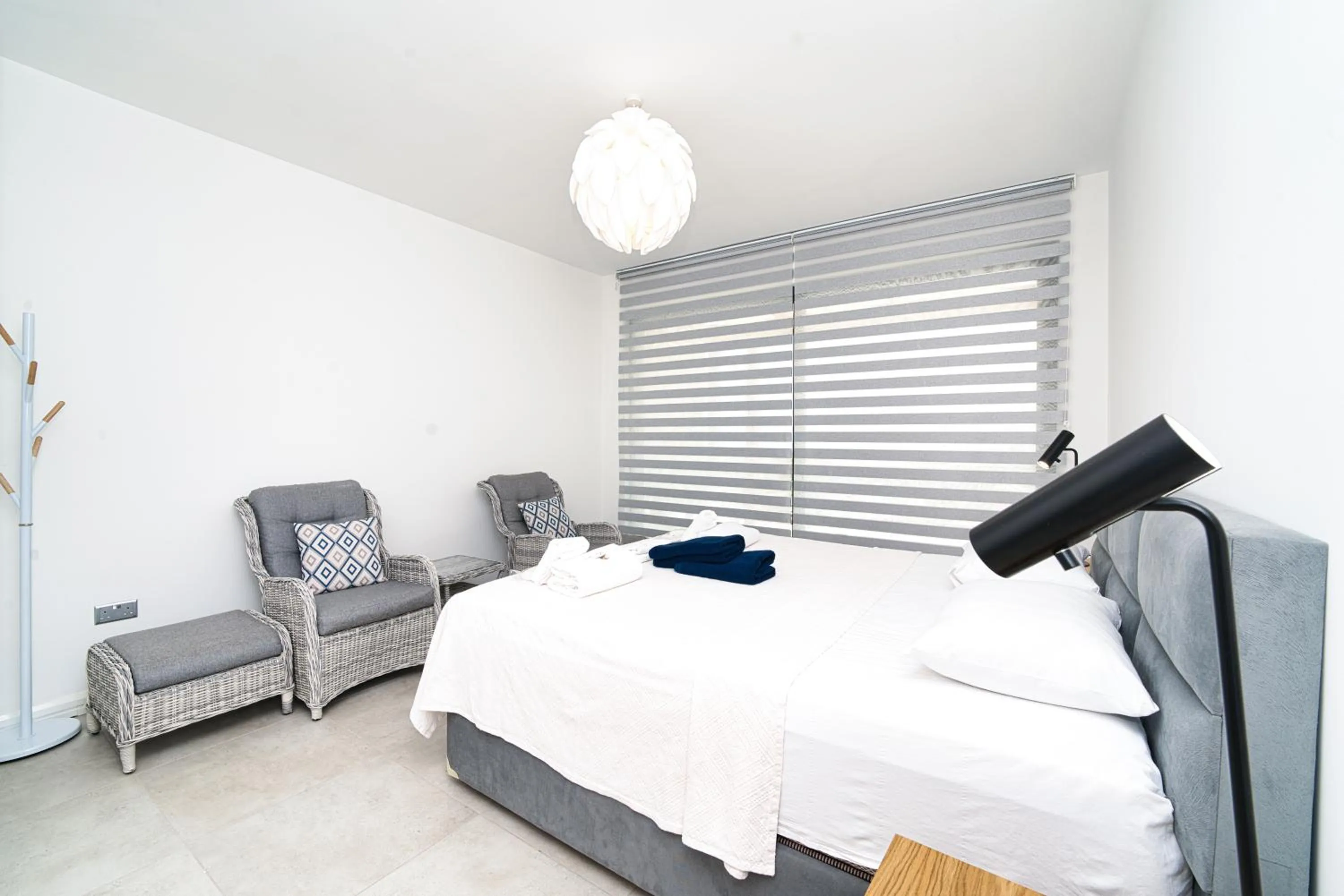 Bed in Maldives Holiday Homes