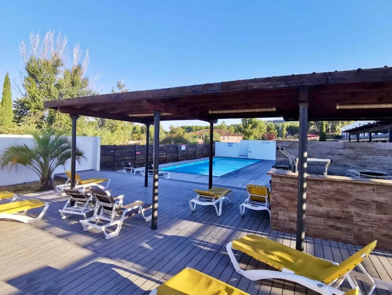 Swimming pool in LES JARDINS D'ATHENA