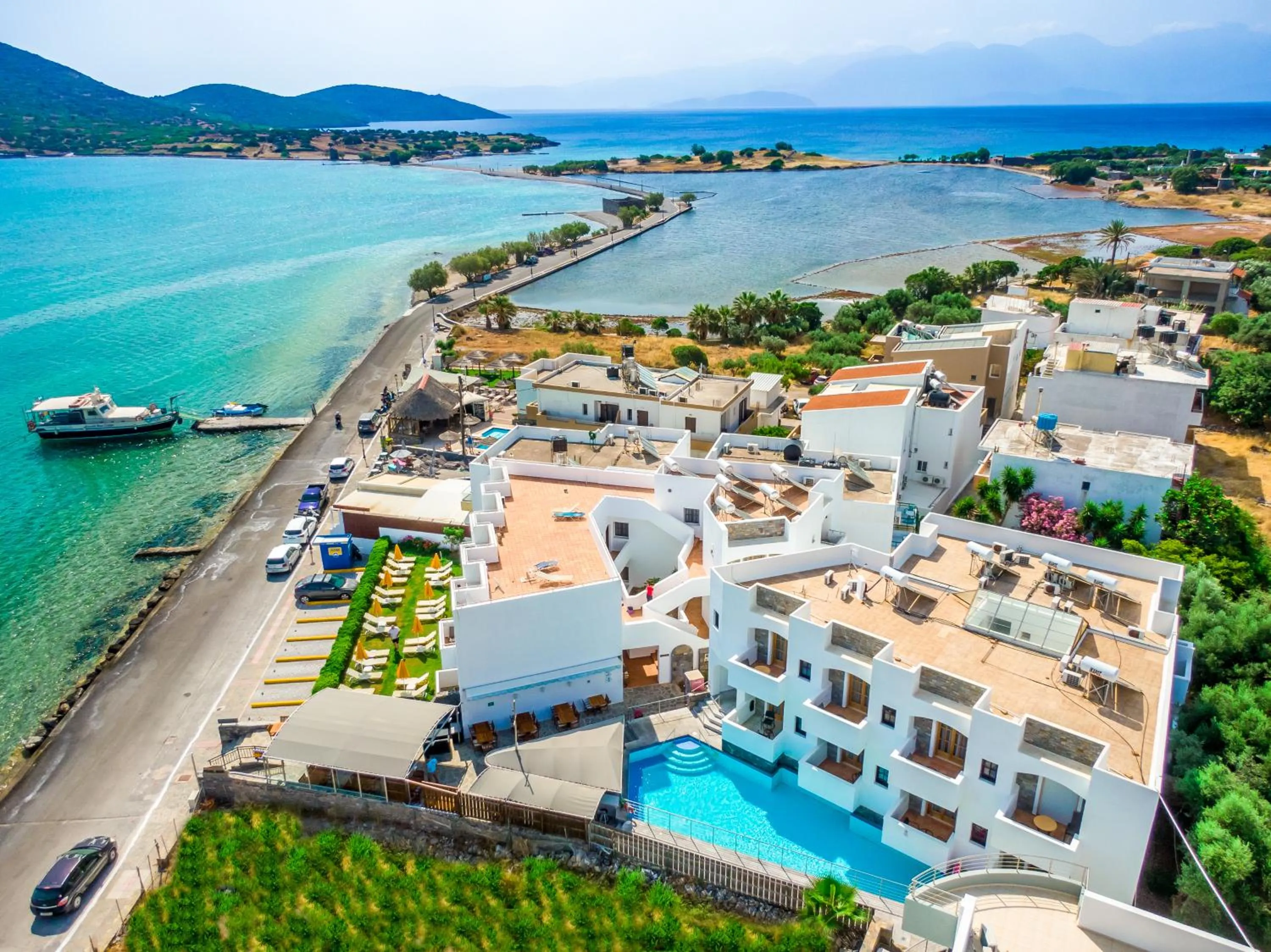 Property building in Elounda Alikes Suites & Studios