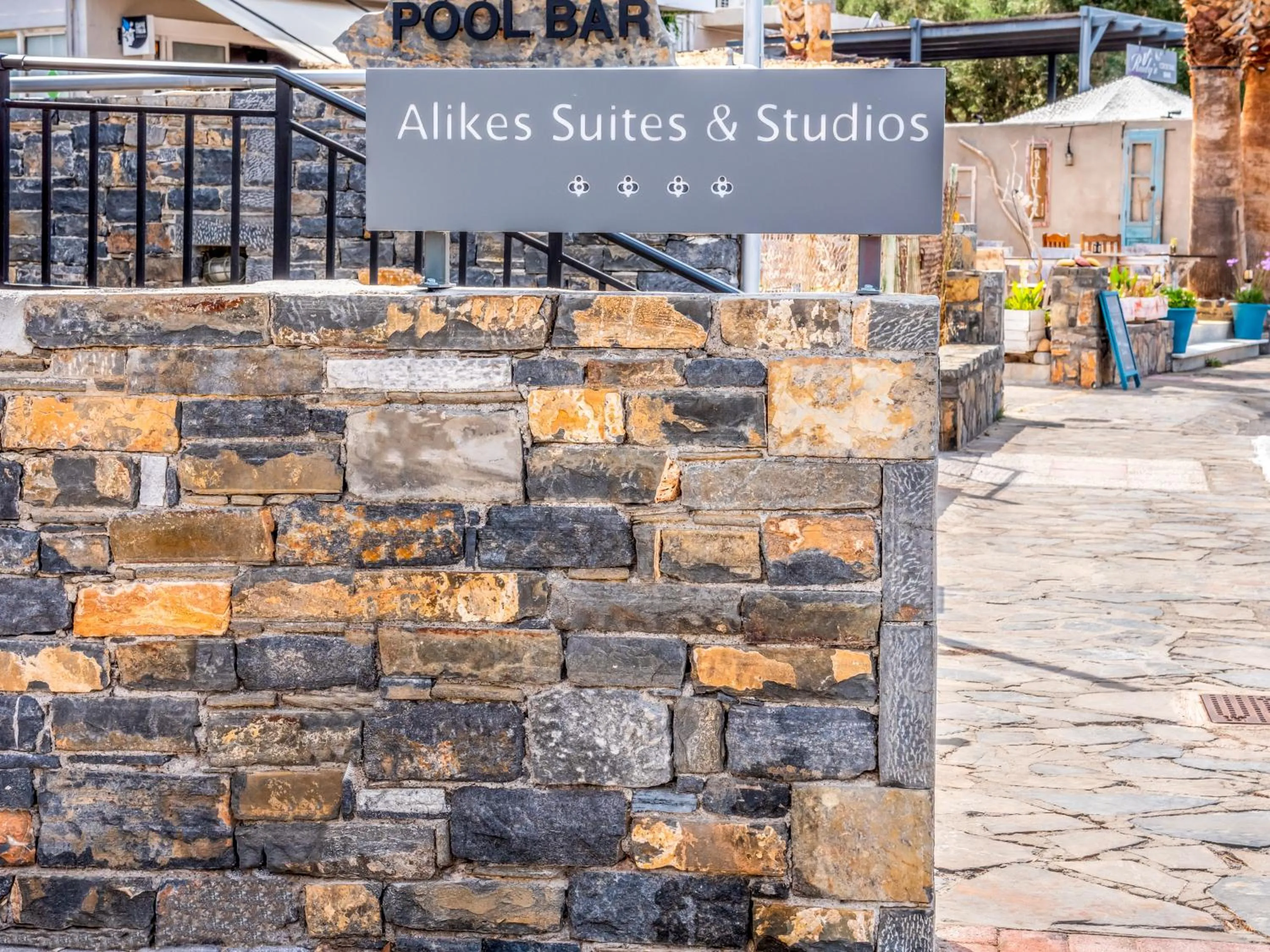 Facade/entrance in Elounda Alikes Suites & Studios