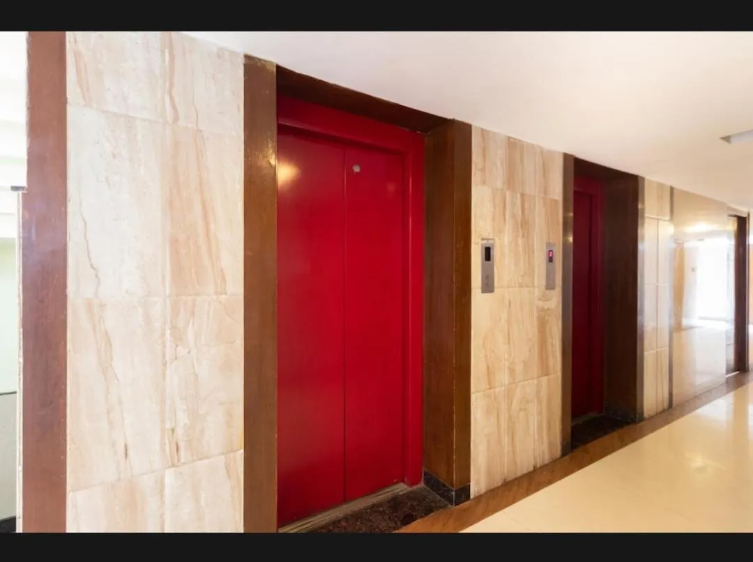 elevator in Hotel Vassi Palaze