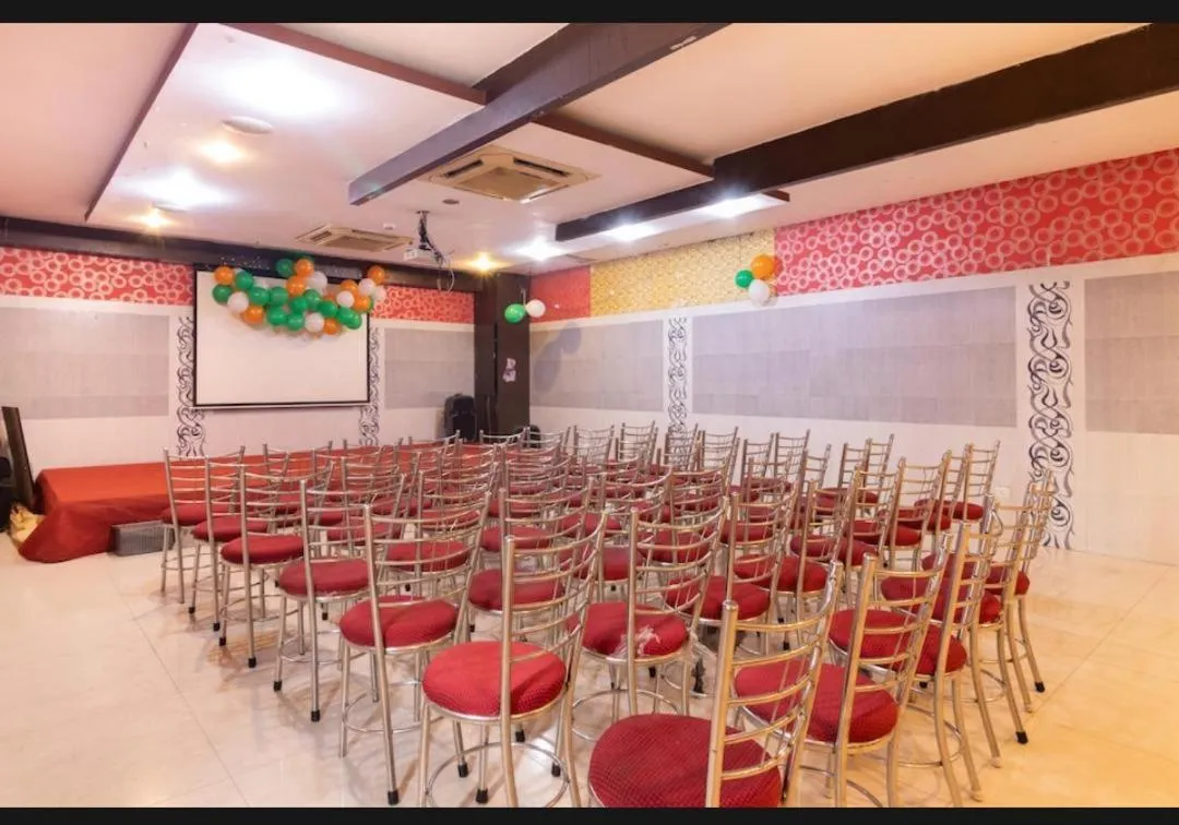 Business facilities in Hotel Vassi Palaze