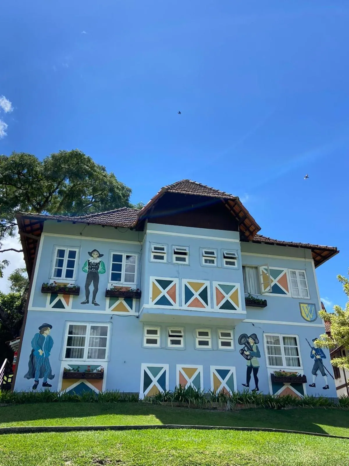 Property building in Village Le Canton