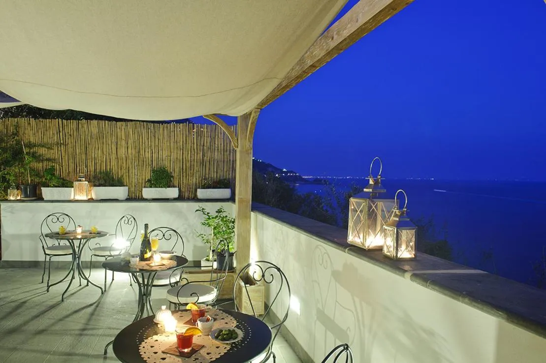 Facade/entrance in La Maurella