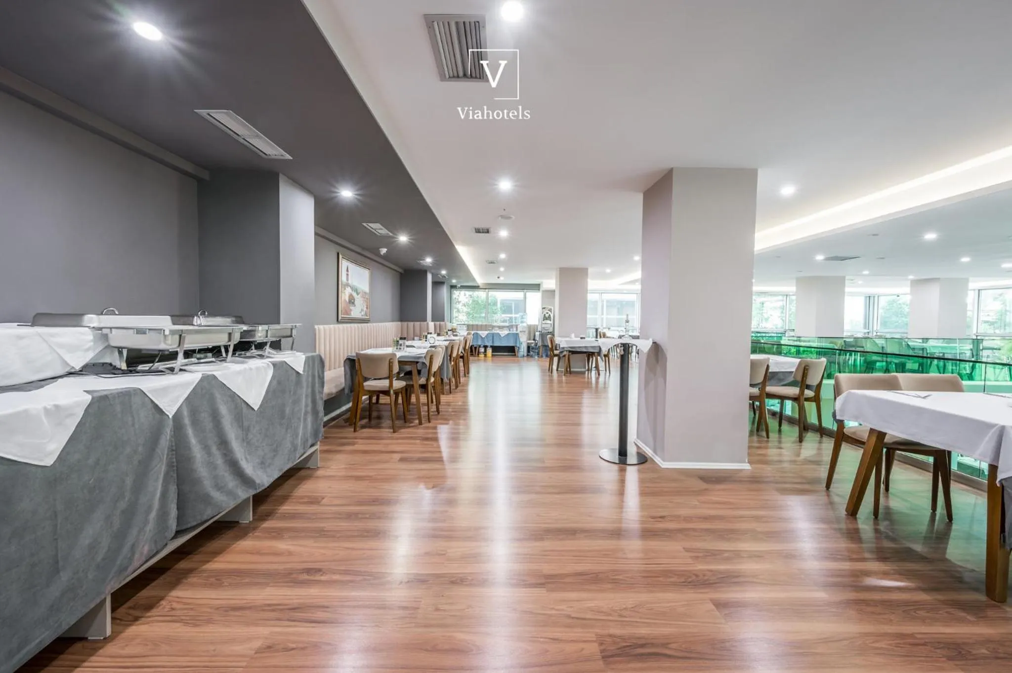 Restaurant/places to eat in VH Eurostar Tirana Hotel Congress & Tirana Spa