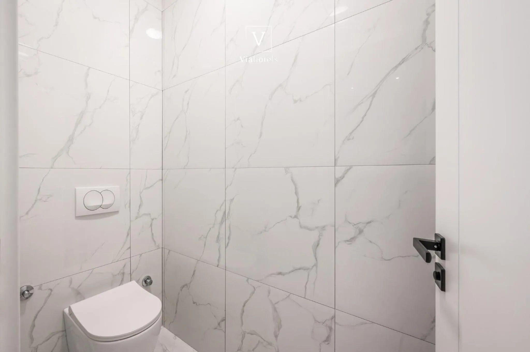 Shower in VH Eurostar Tirana Hotel Congress & Tirana Spa