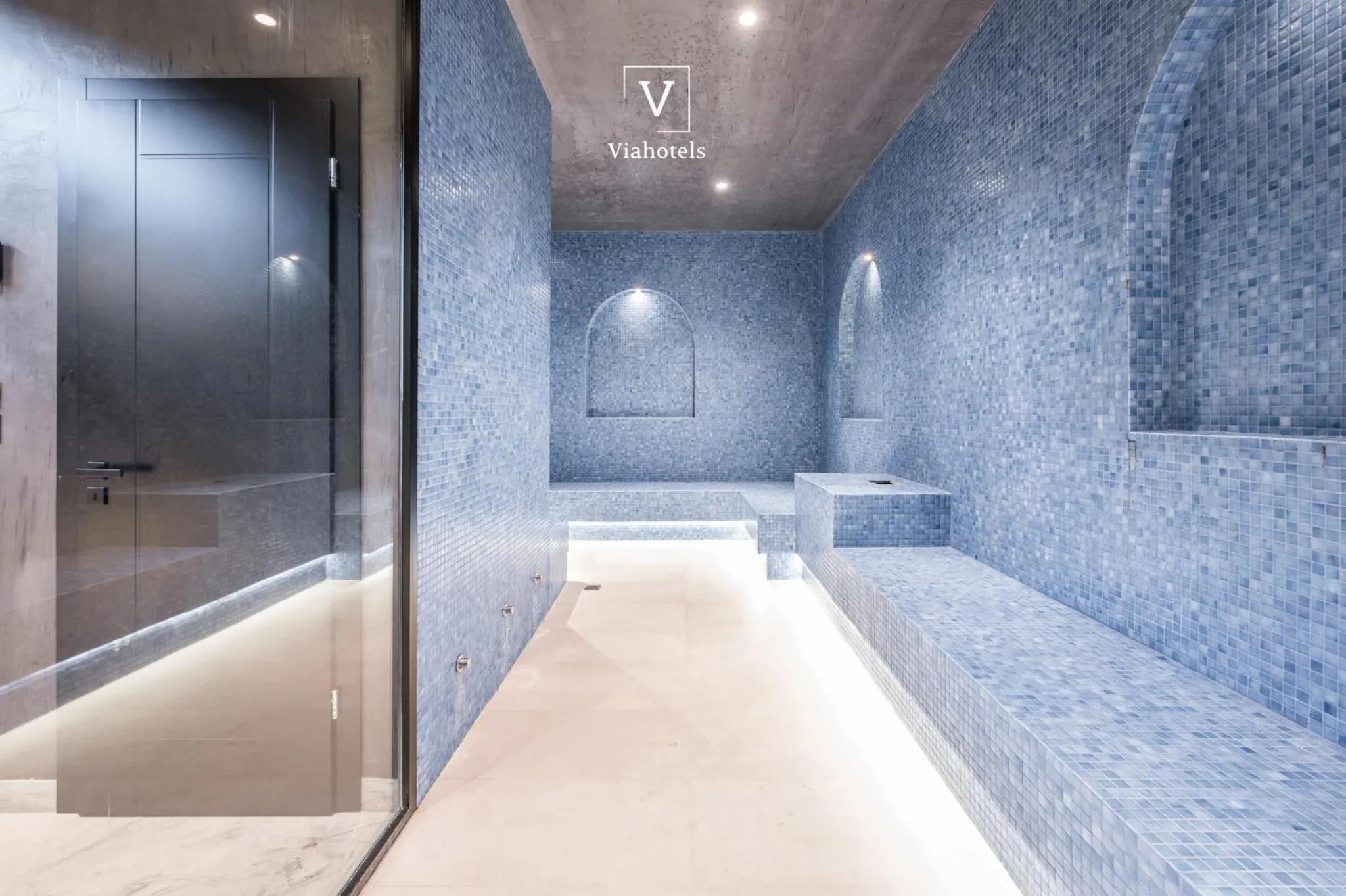 Hot Tub in VH Eurostar Tirana Hotel Congress & Tirana Spa