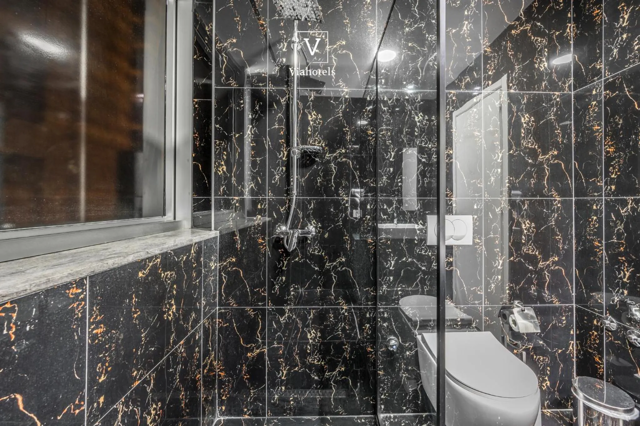 Shower in VH Eurostar Tirana Hotel Congress & Tirana Spa