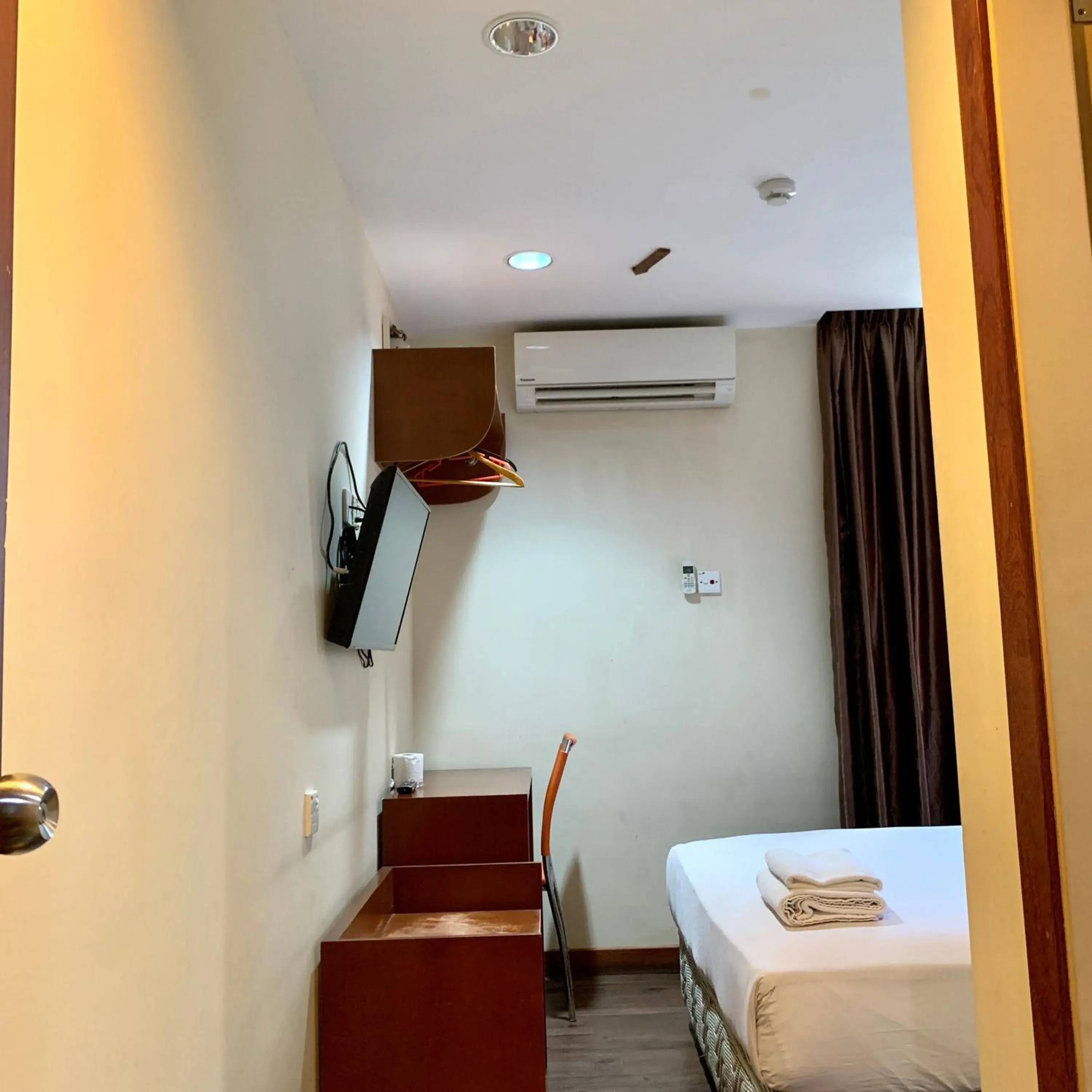 Deluxe Double Room in New Grand Hotel Deluxe Double Room in New Grand Hotel