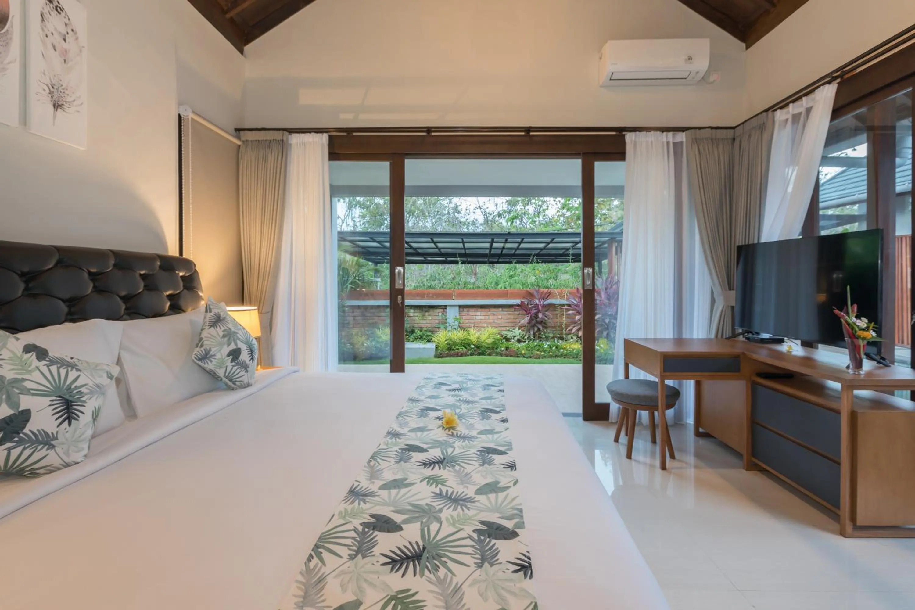 Garden view, Bed in Villa Ciwuwi Balangan by Nagisa Bali