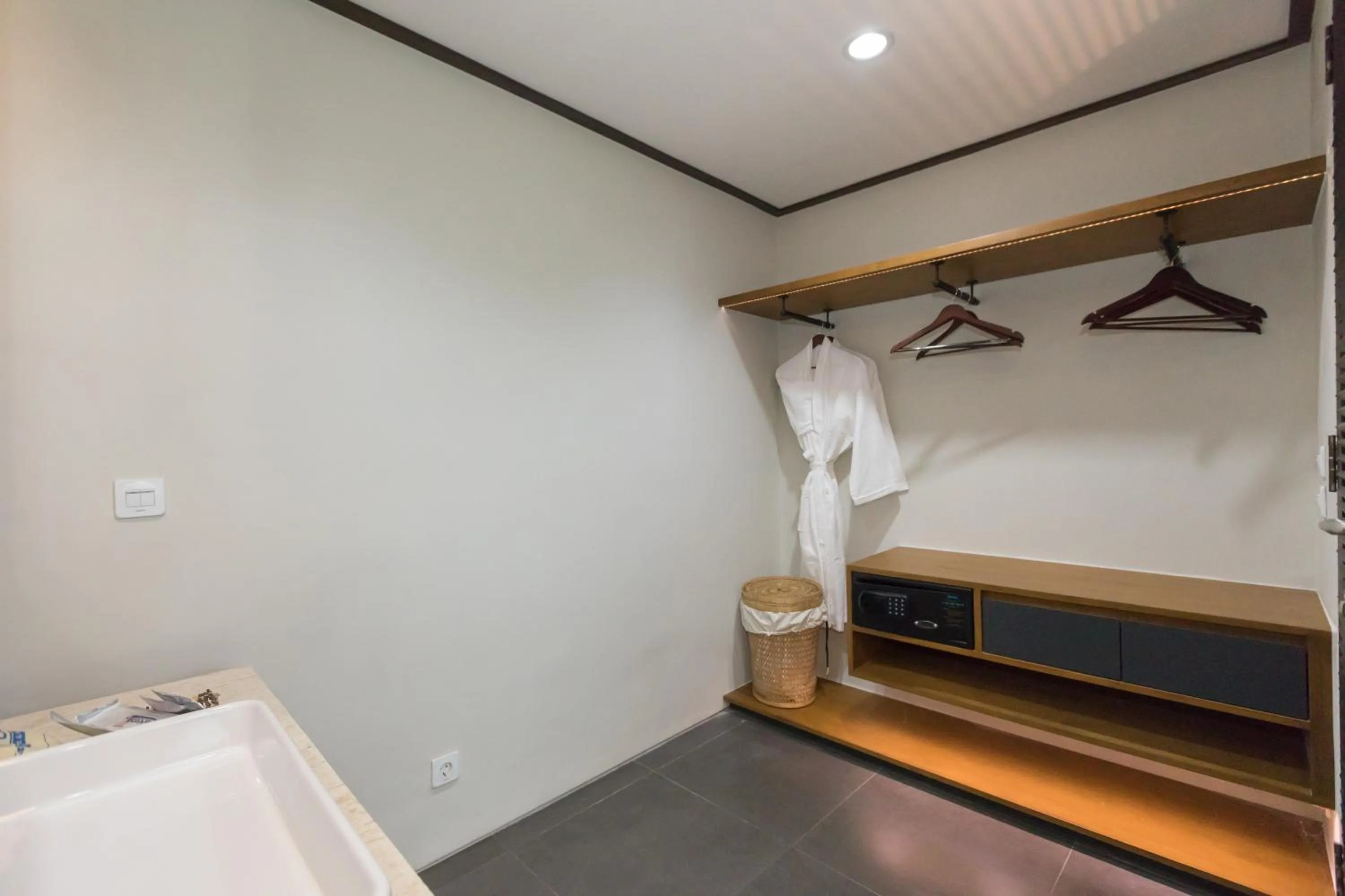 Bathroom in Villa Ciwuwi Balangan by Nagisa Bali