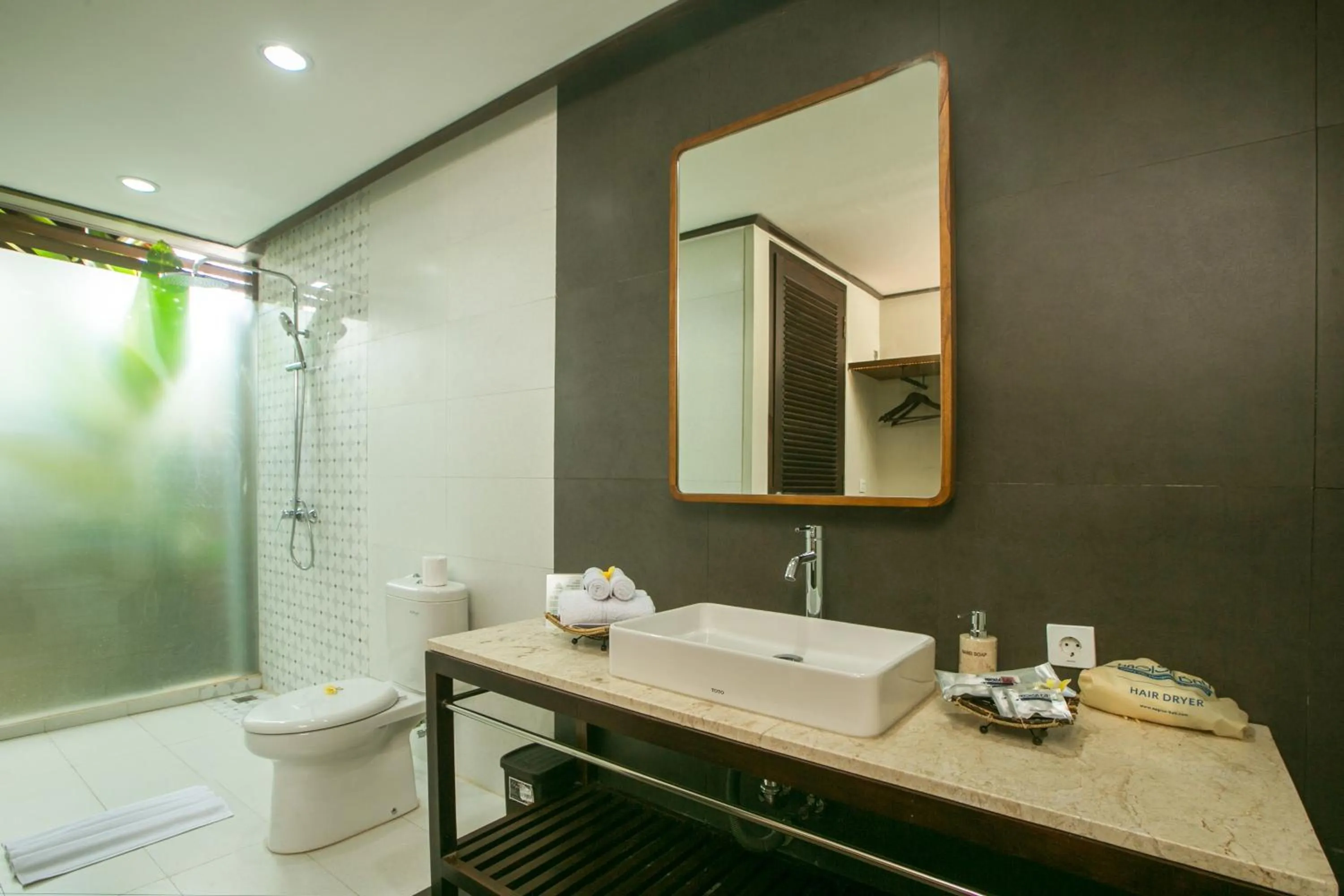 Bathroom in Villa Ciwuwi Balangan by Nagisa Bali