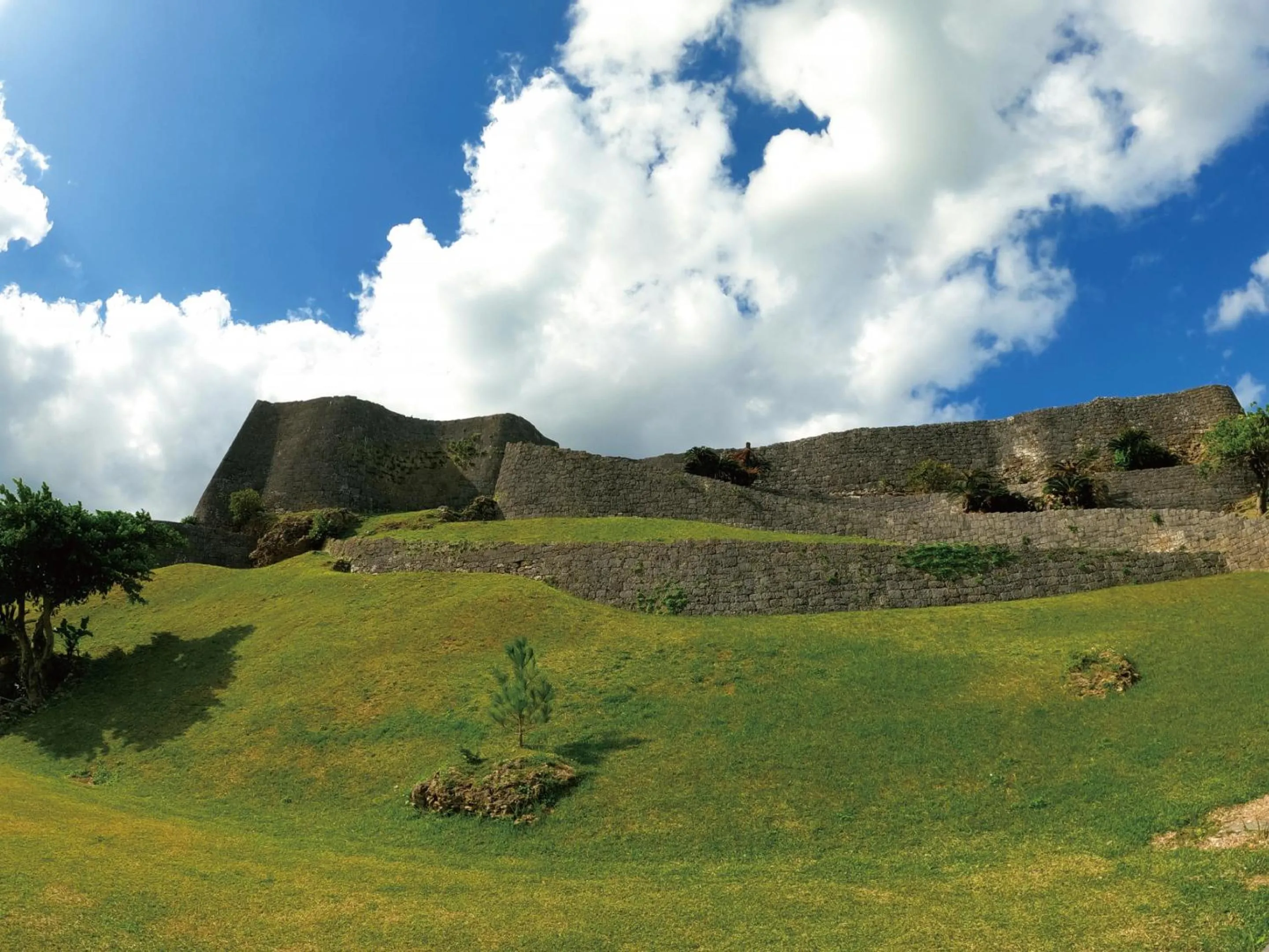 Nearby landmark in AMAWARI HOTEL -SEVEN Hotels and Resorts-