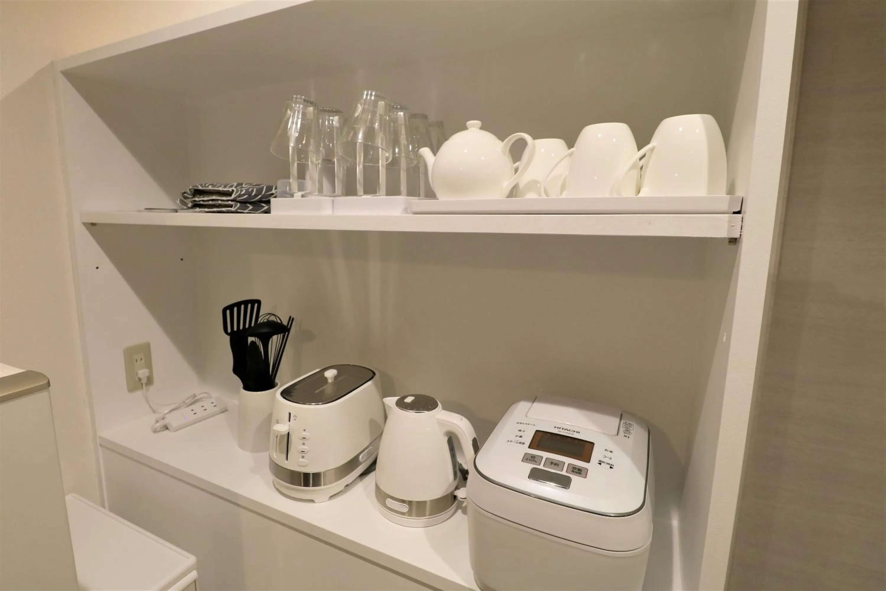 Coffee/tea facilities in Smart Stay Ito 302