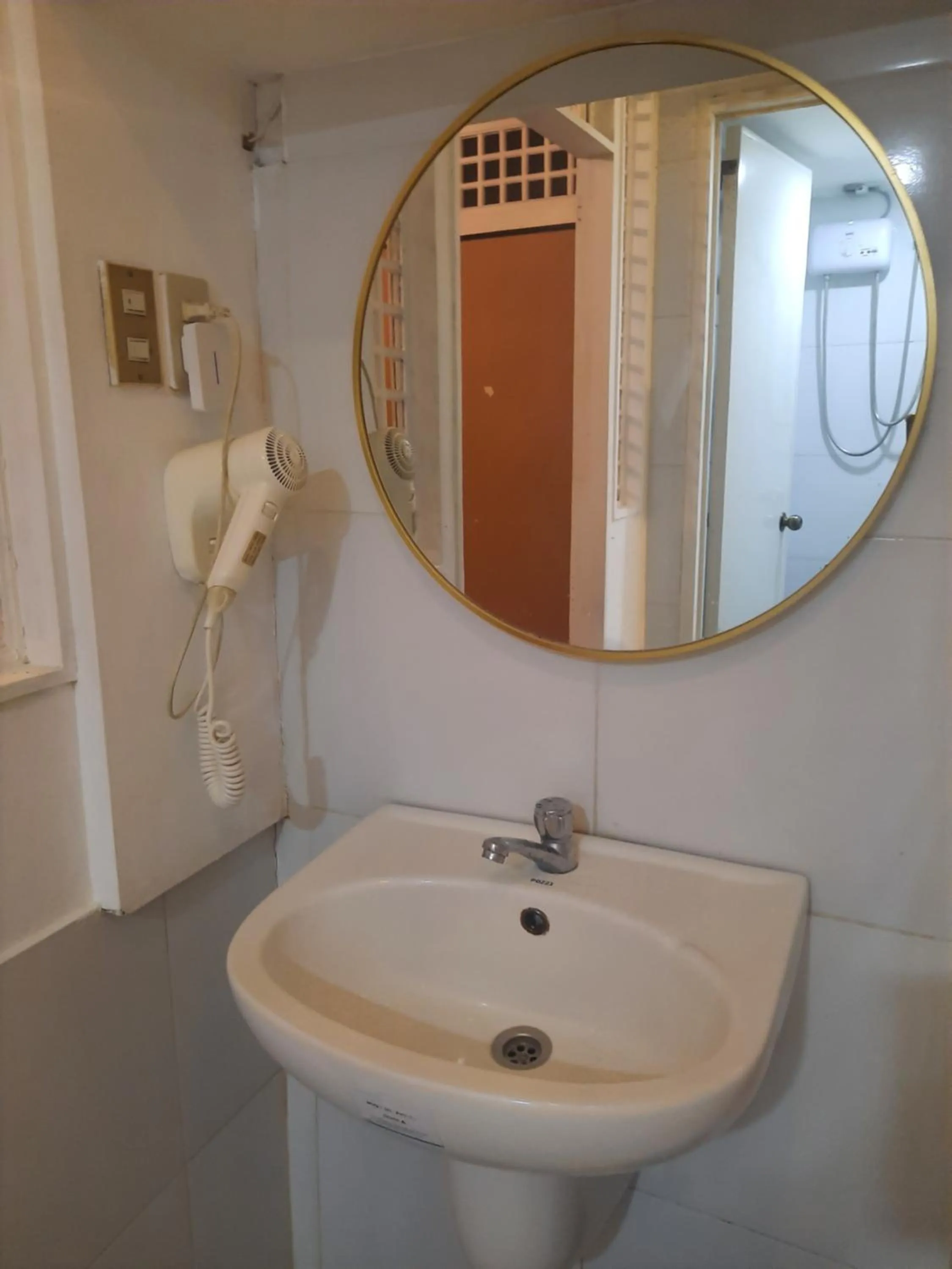 Airport Hostel Manila