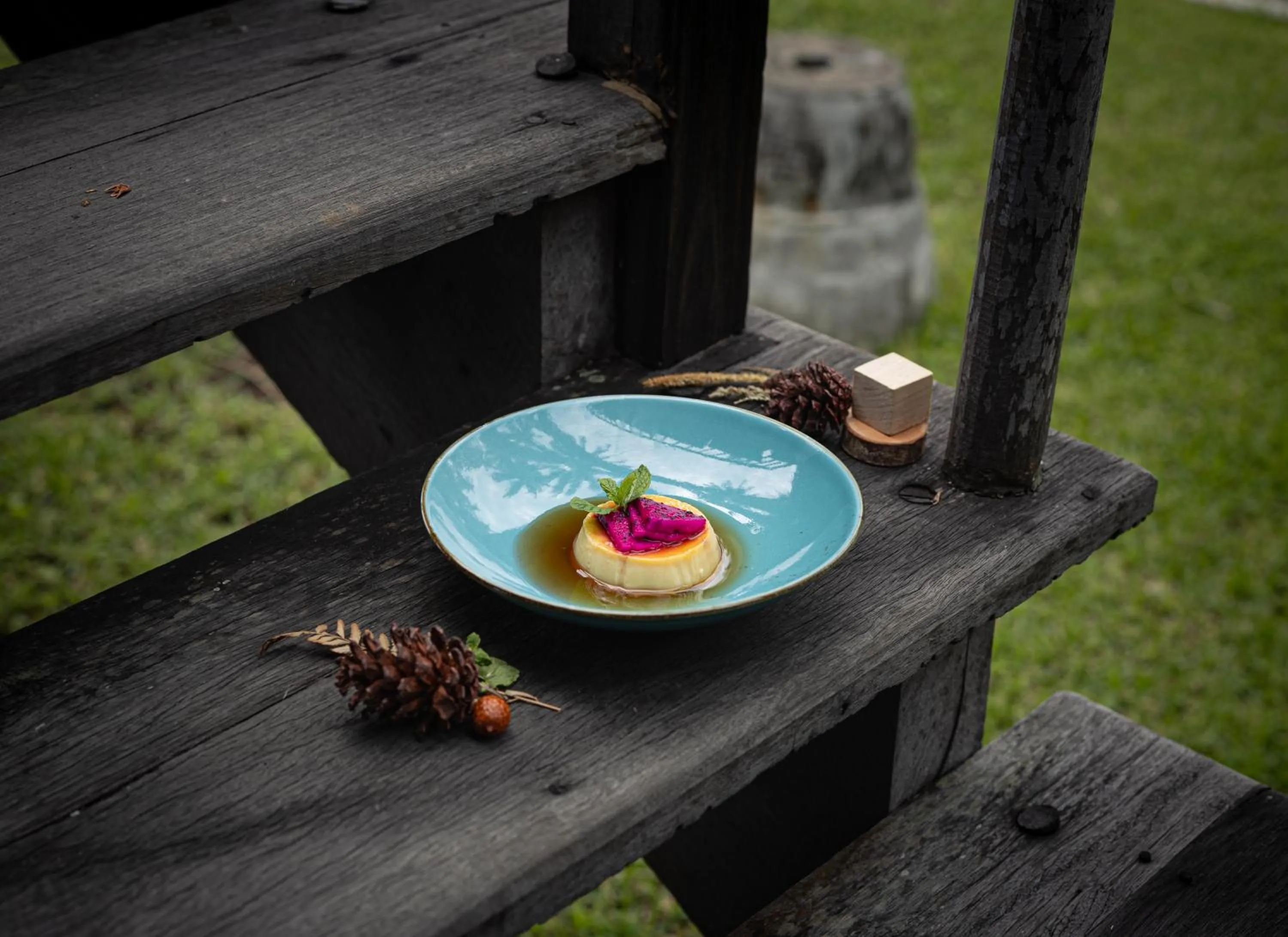 Restaurant/places to eat in The Kirana Tembok