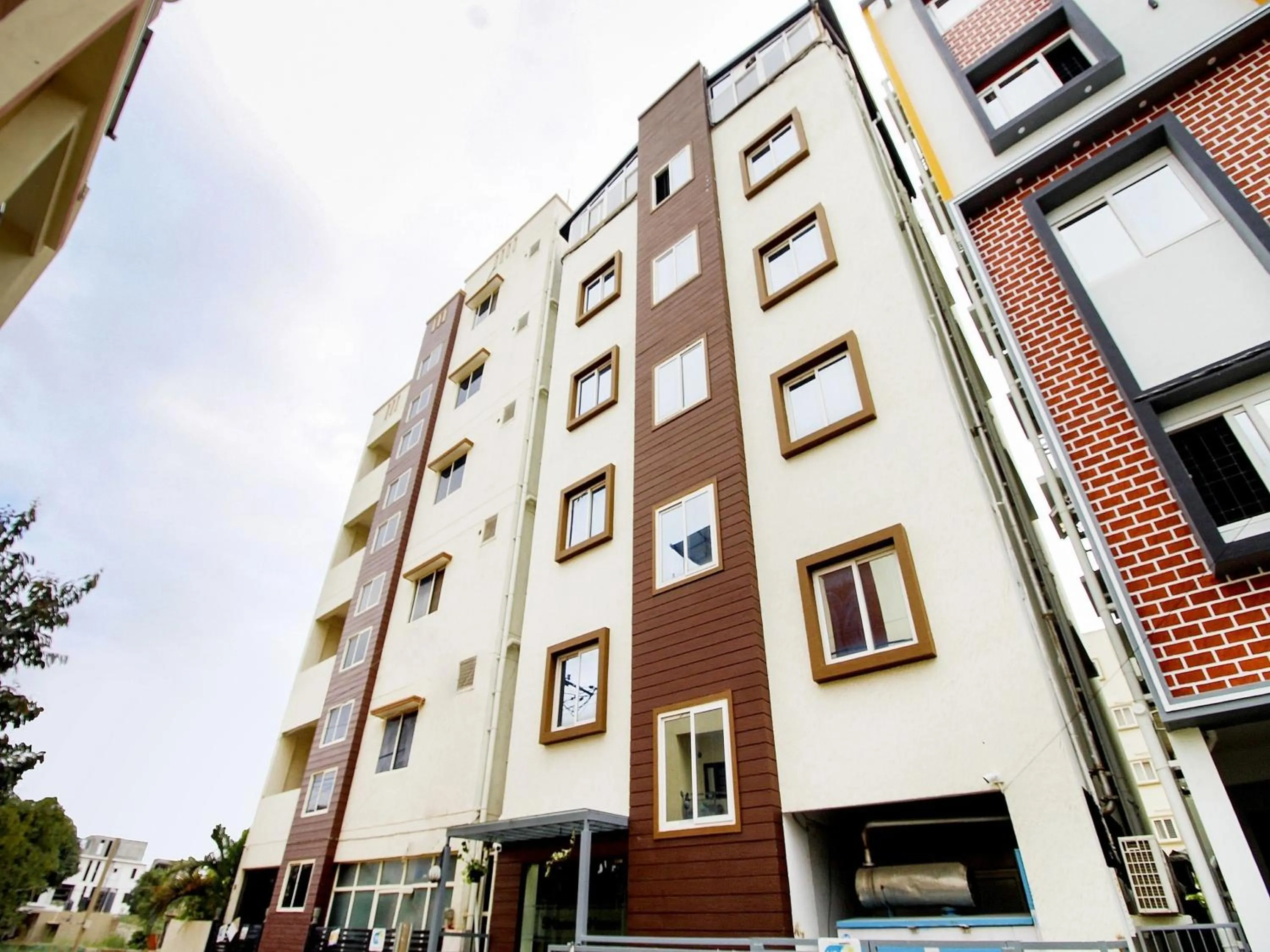 Facade/entrance in Hotel O Sm Residency