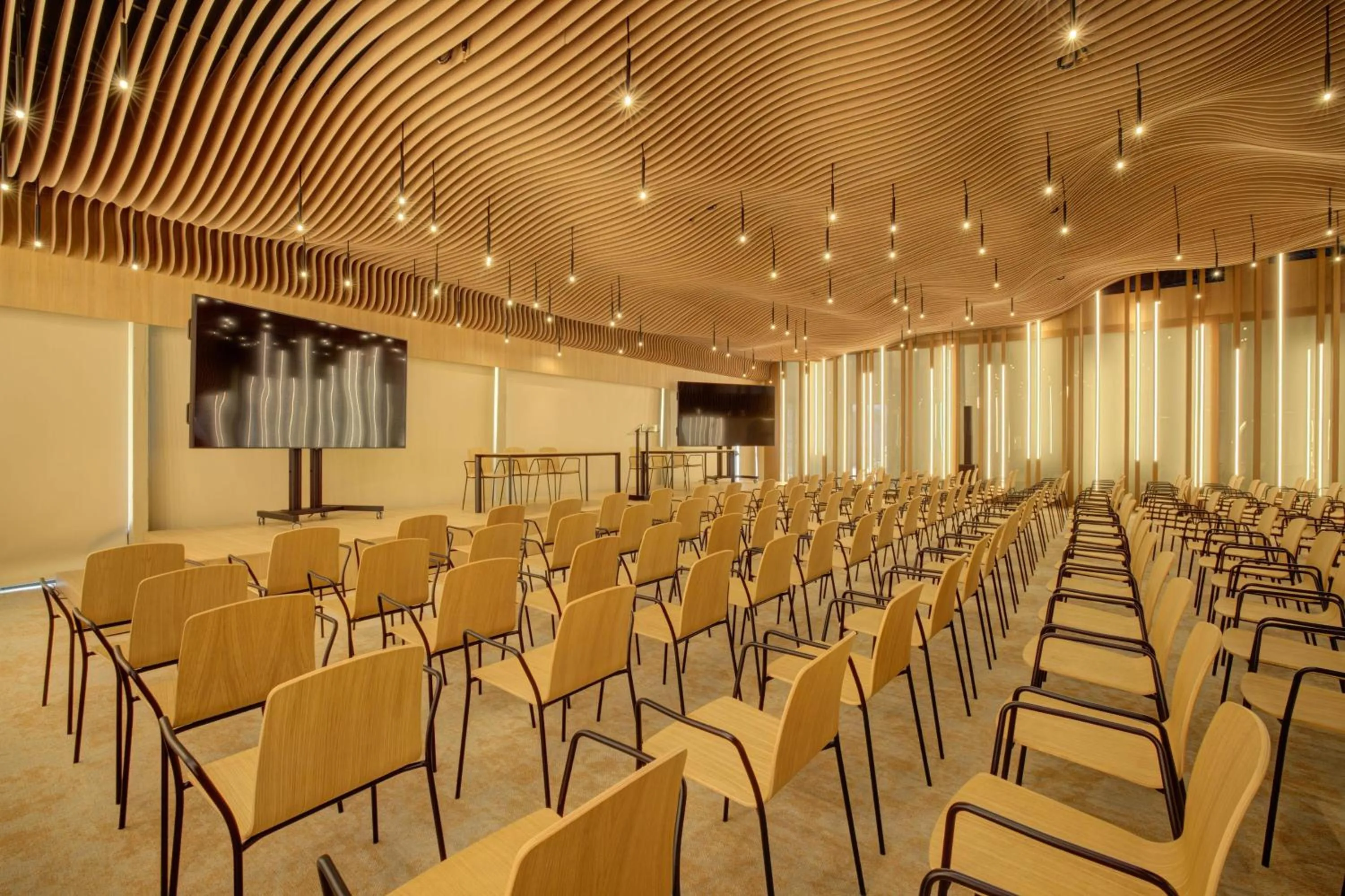 Business facilities in Hotel Aubamar Suites & Spa