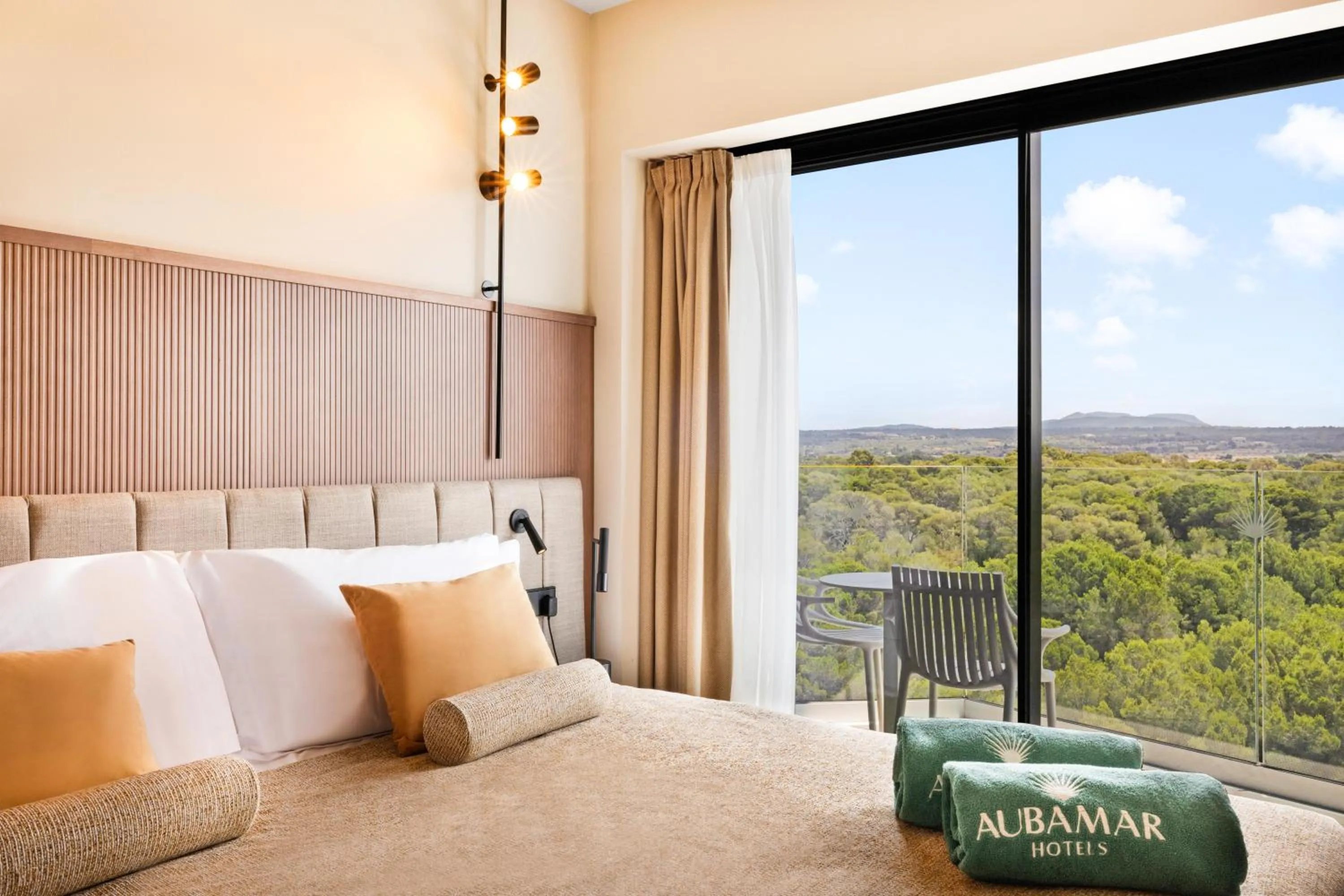 Photo of the whole room, Bed in Aubamar Palma Resort