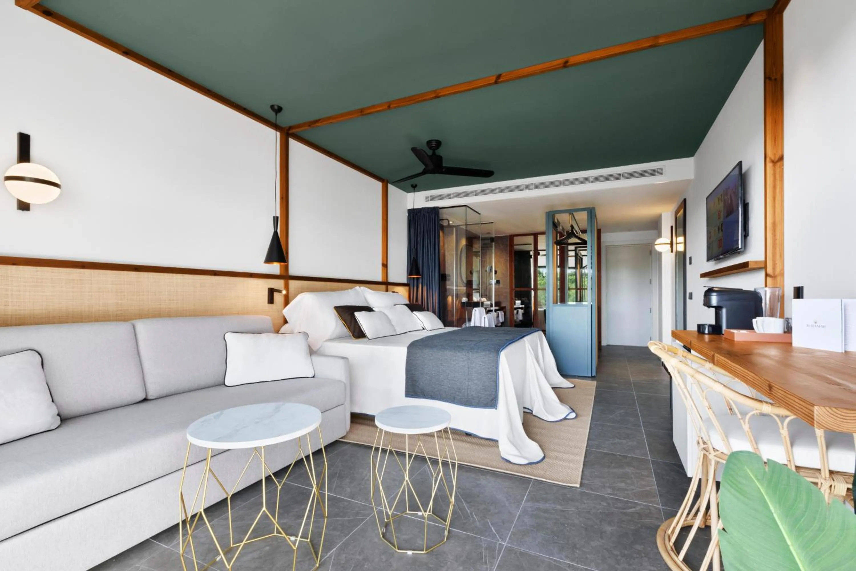 Photo of the whole room in Hotel Aubamar Suites & Spa