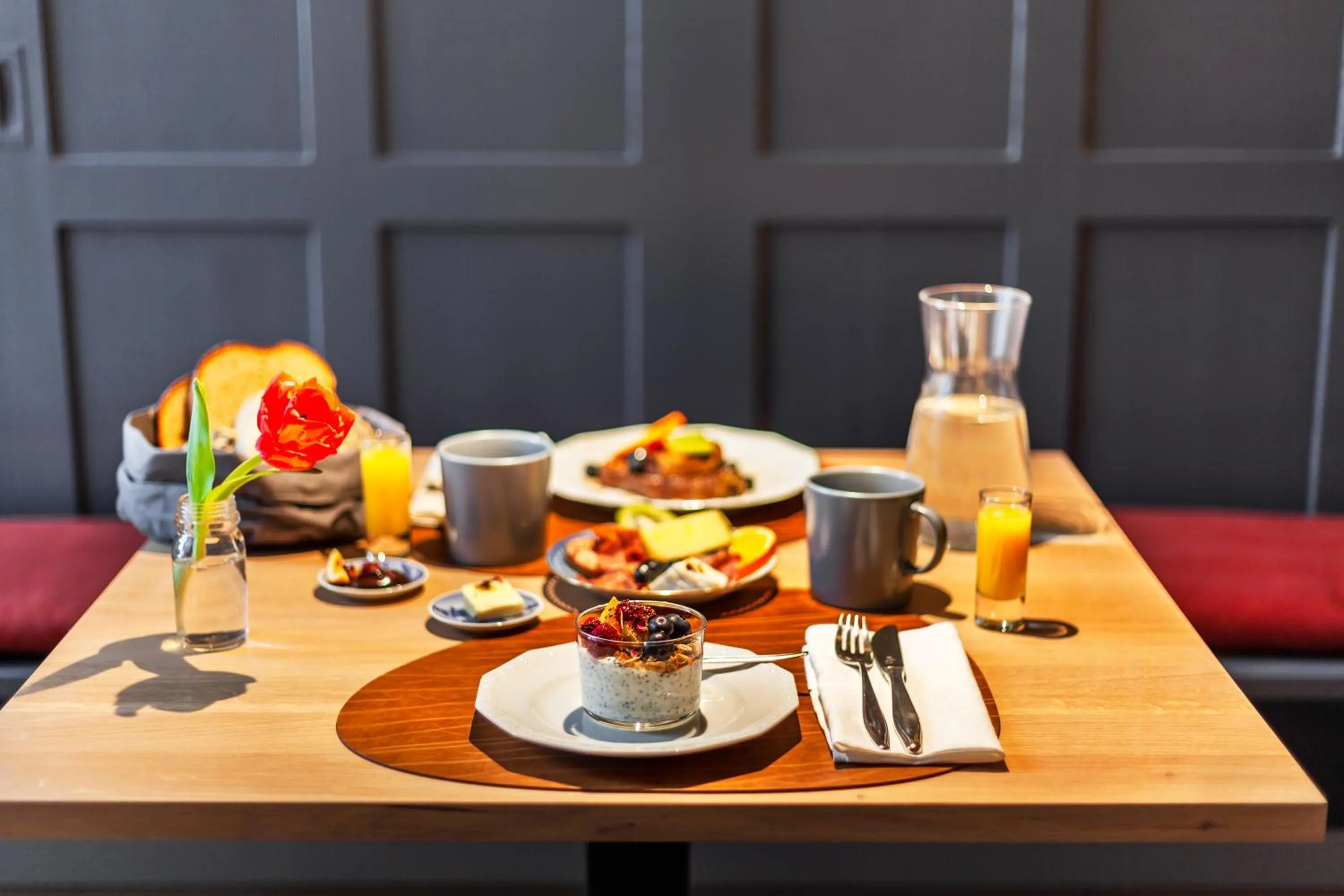 Restaurant/places to eat in Hotel Die Reederin