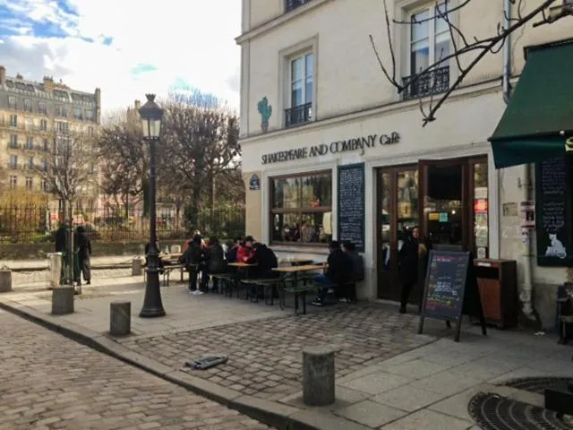 Activities in Hotel Esmeralda