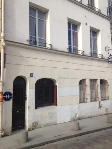 Property building in Hotel Esmeralda