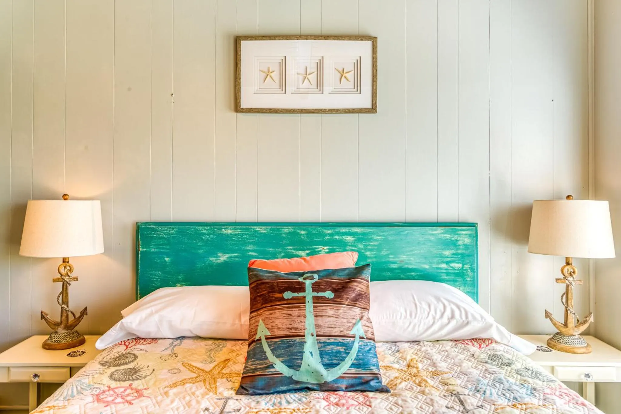 Bed in Pacific Surf Condos