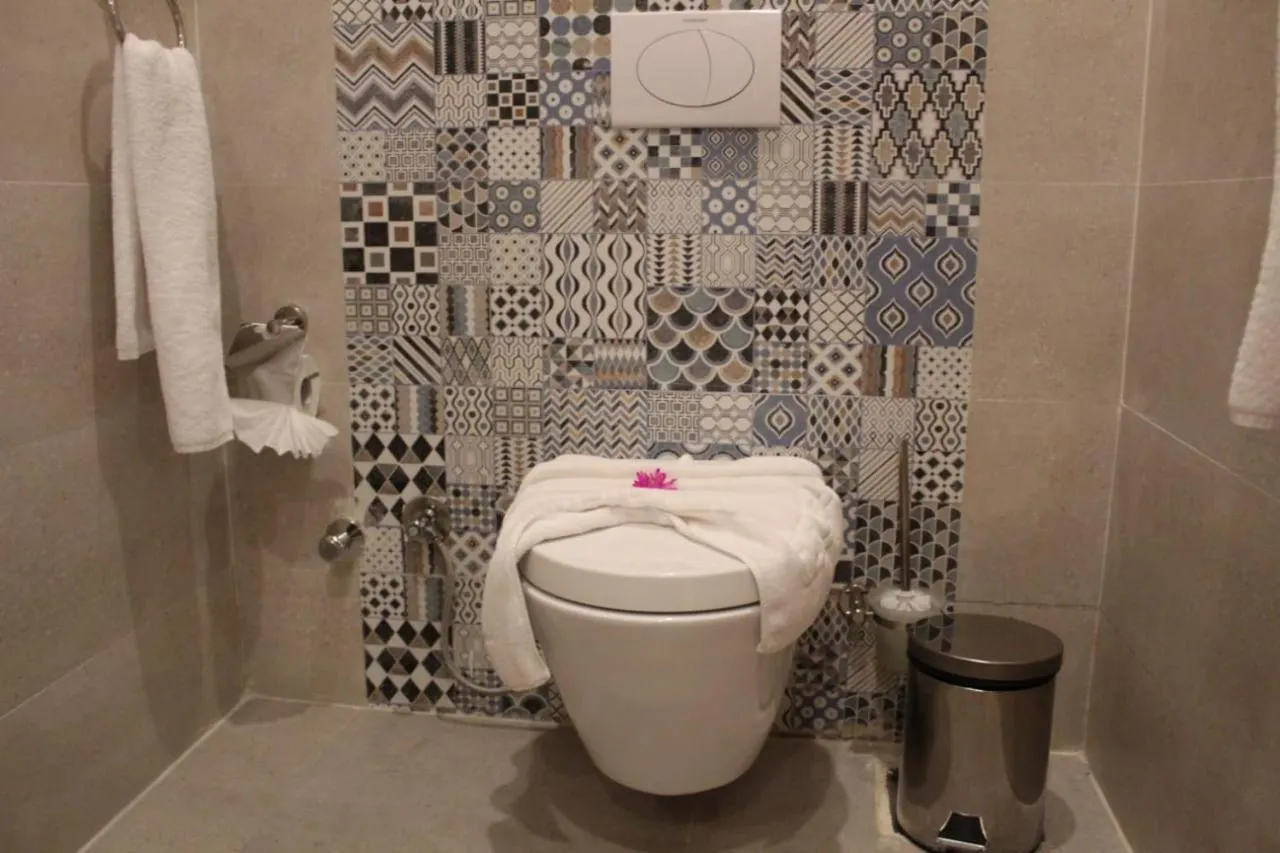 Bathroom in Royal Jewel Al Raml Hotel