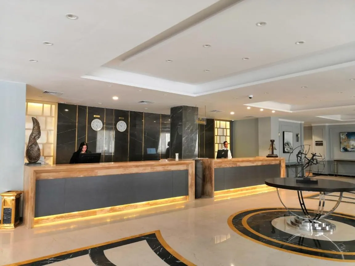 Lobby or reception in Royal Jewel Al Raml Hotel