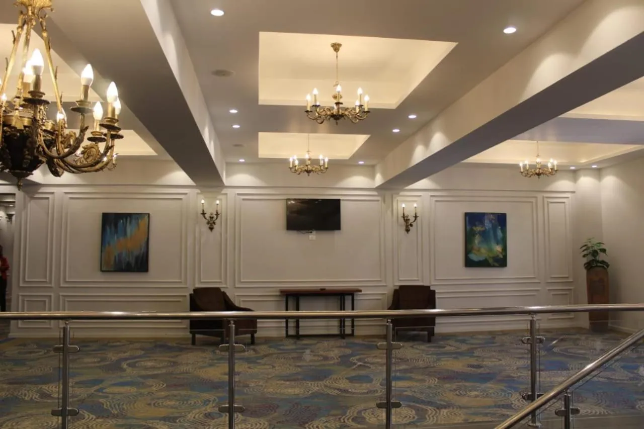 Lobby or reception in Royal Jewel Al Raml Hotel