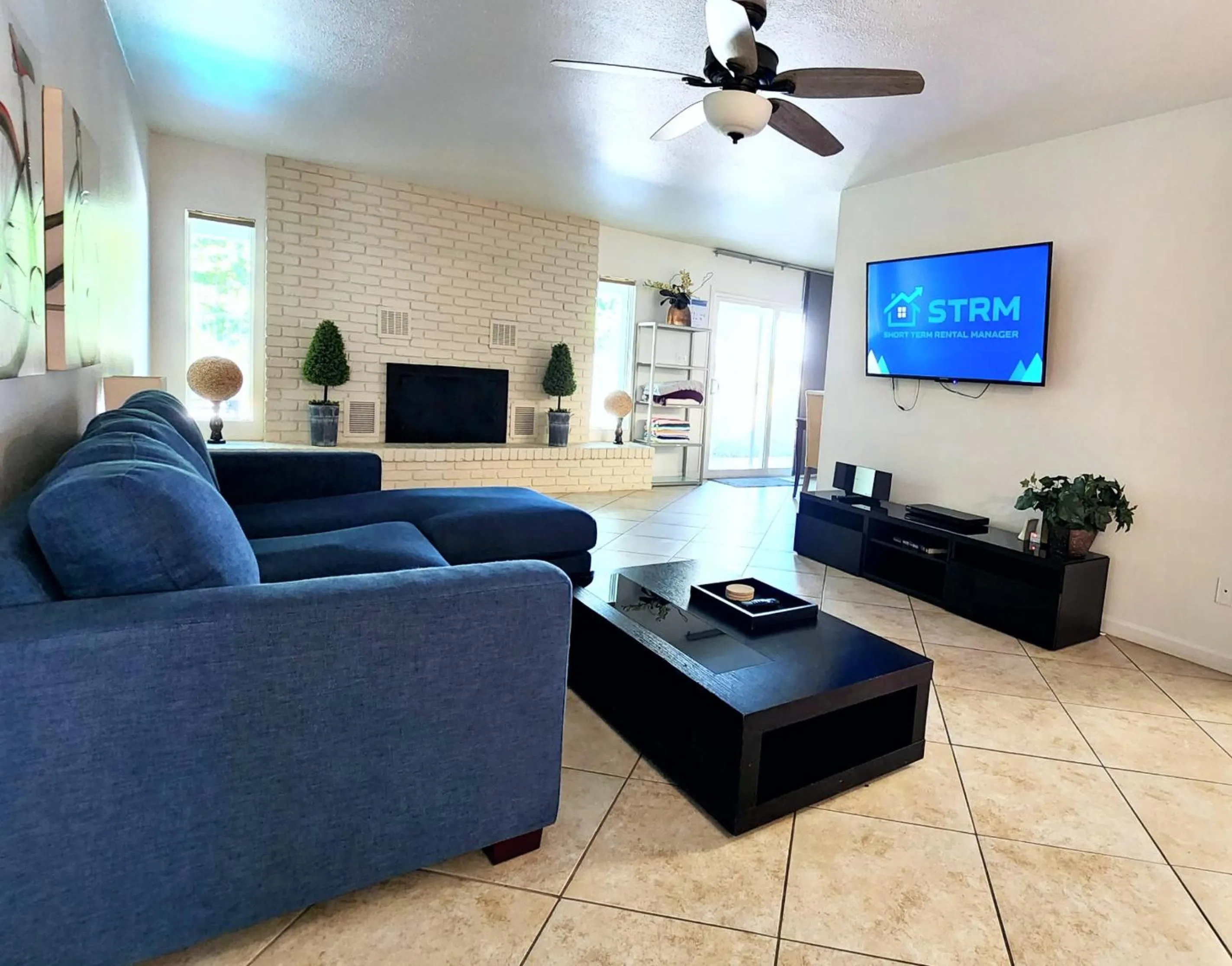 Quiet house with pool heater, patio, BBQ, citrus