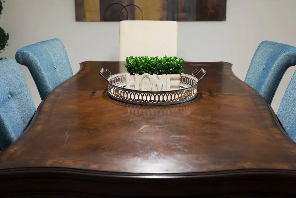 Quiet house with pool heater, patio, BBQ, citrus