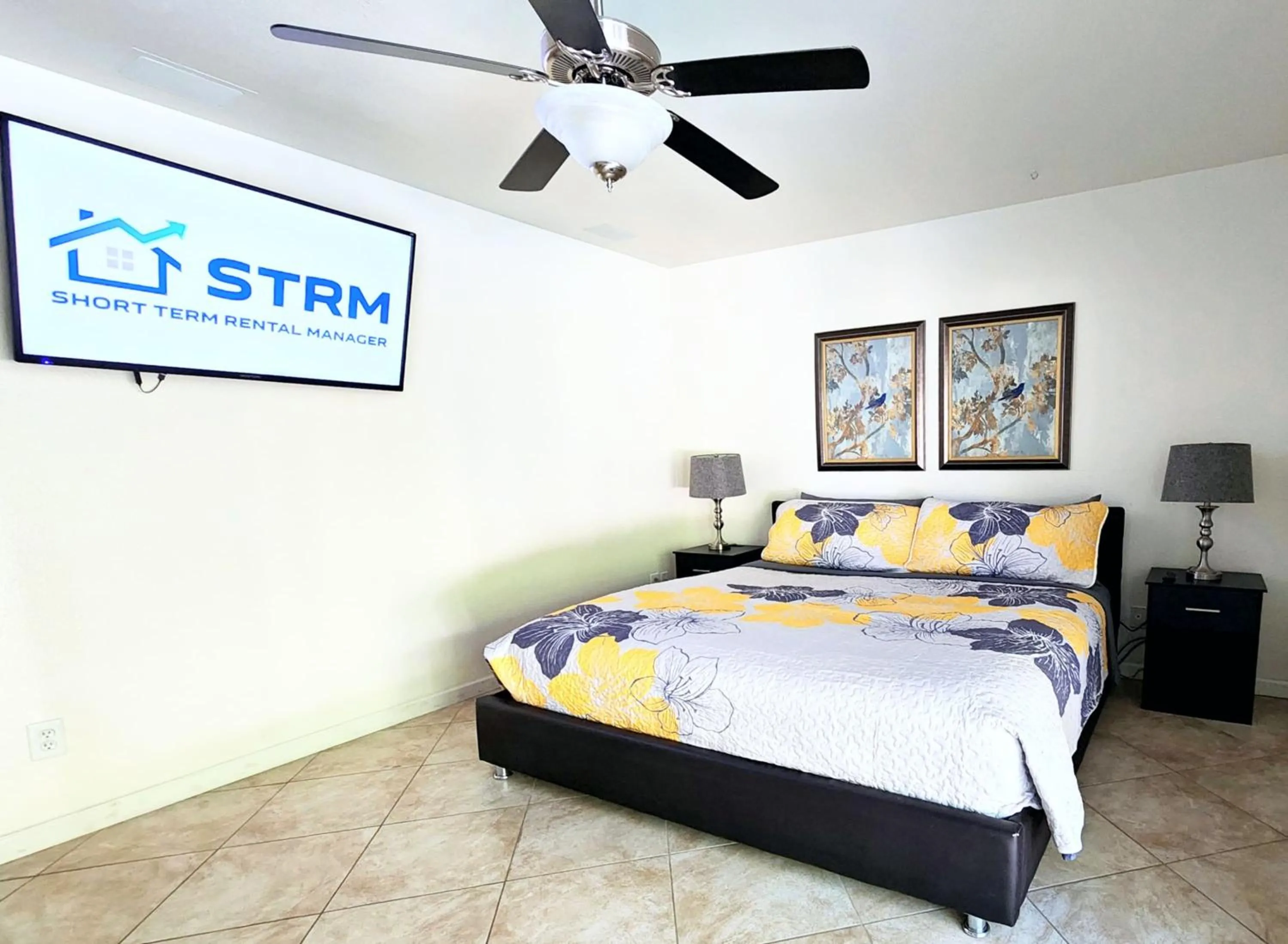 Bed in Quiet house with pool heater, patio, BBQ, citrus