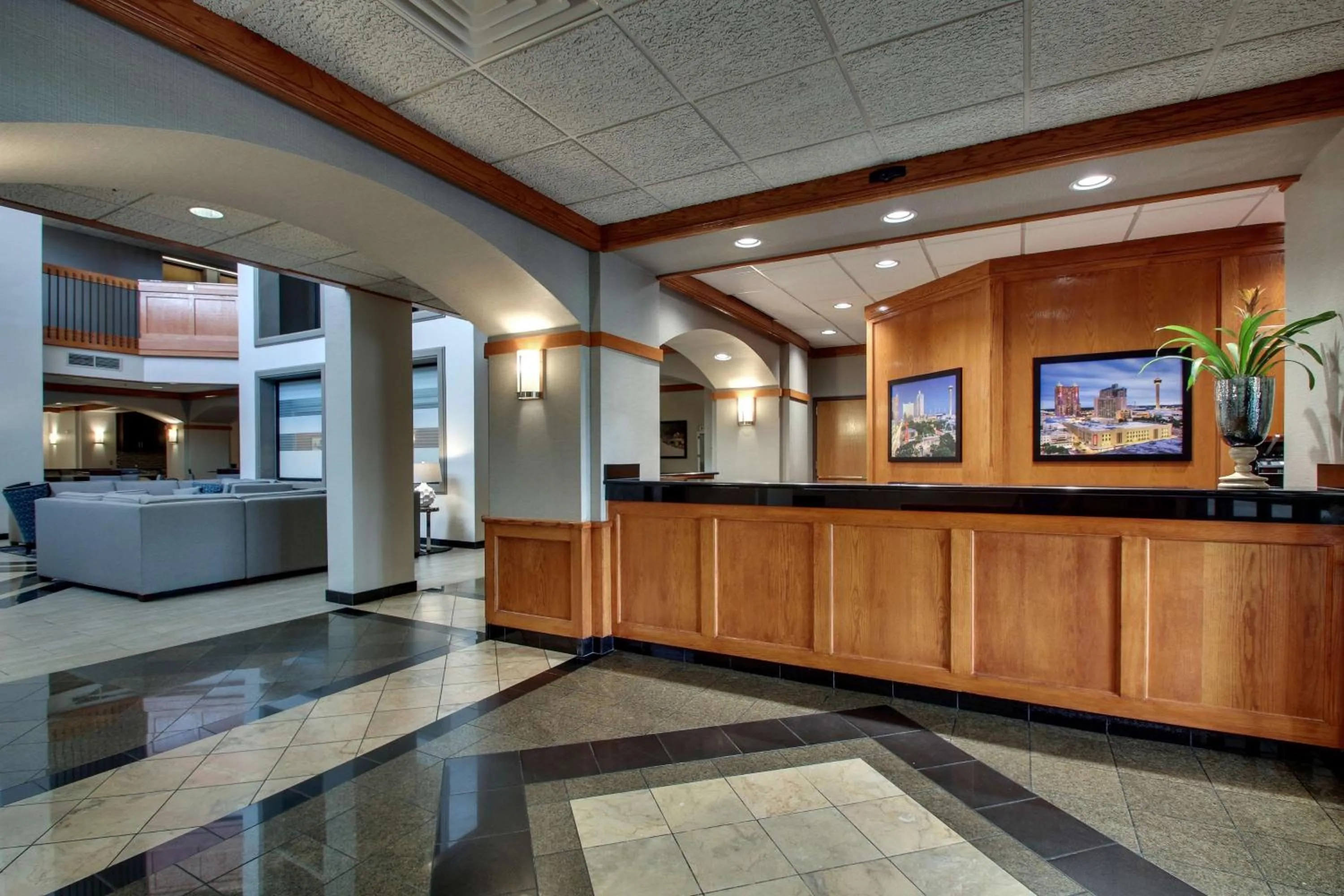 Lobby or reception in Drury Inn & Suites San Antonio Northwest Medical Center