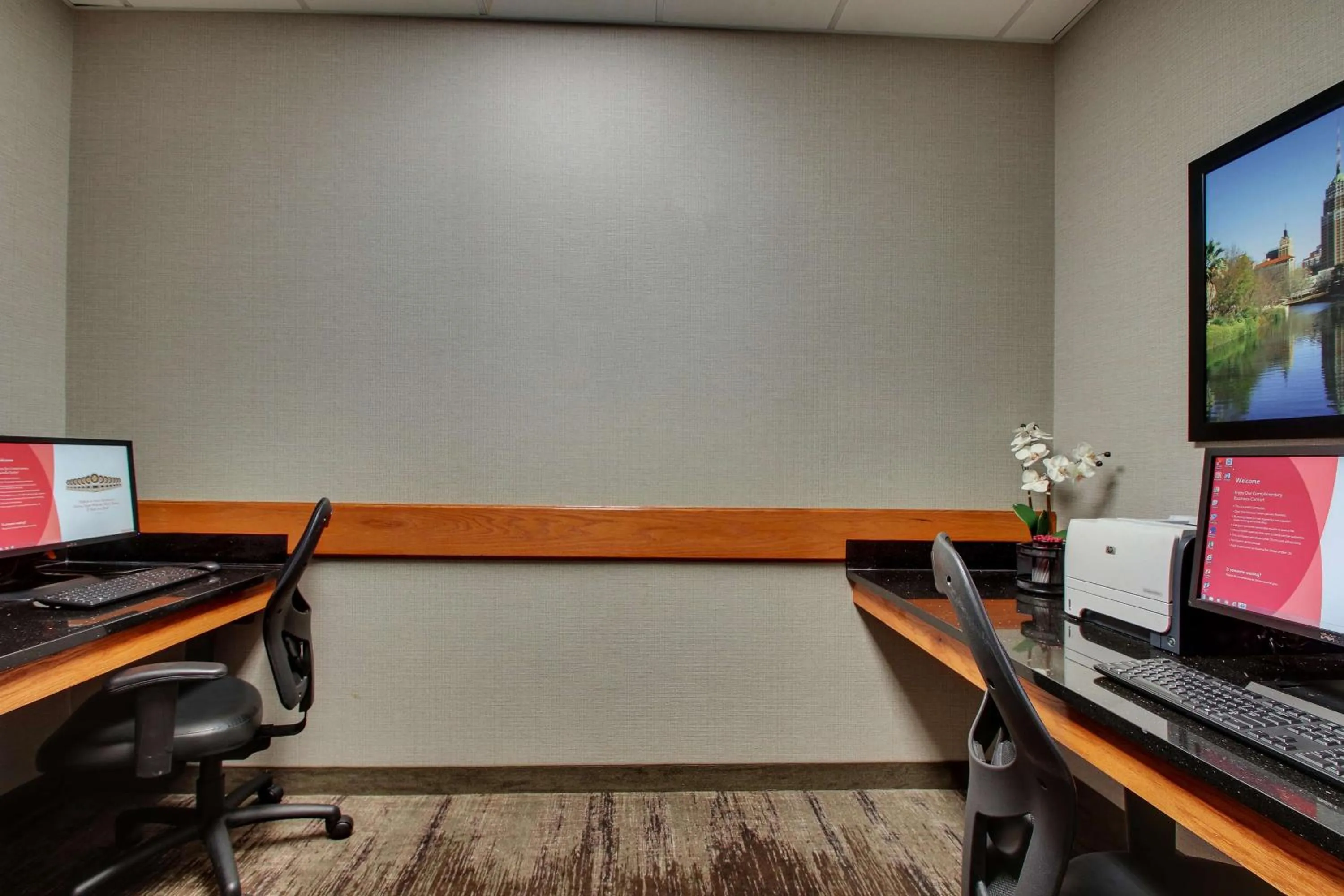 Business facilities in Drury Inn & Suites San Antonio Northwest Medical Center