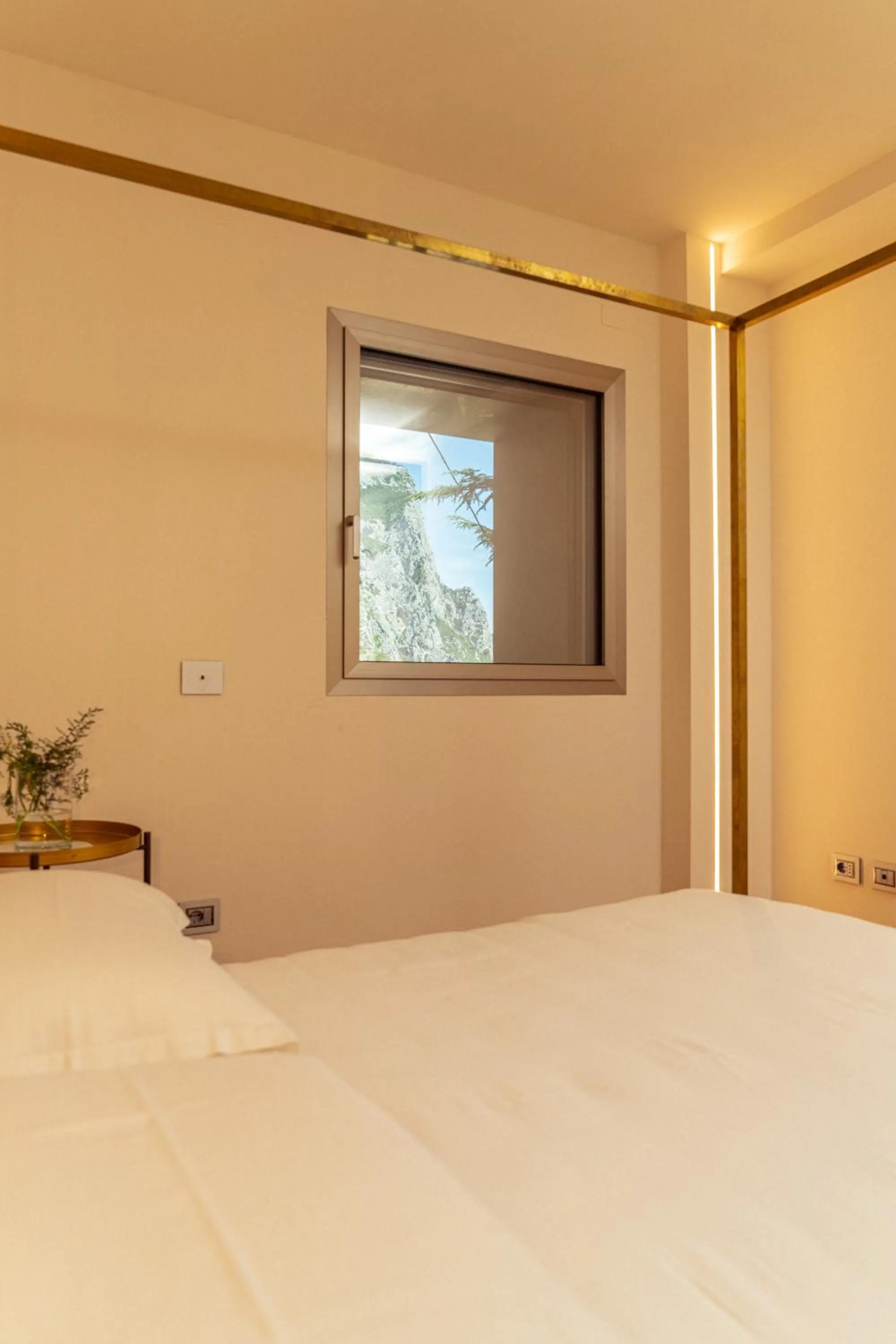 Bed in La Forestale Luxury Ecolodge B&B Primo Piano