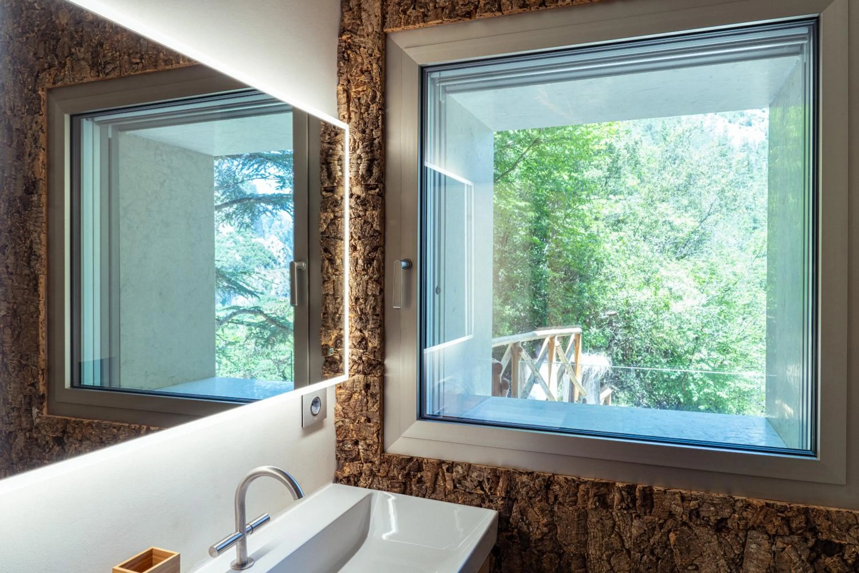 Natural landscape in La Forestale Luxury Ecolodge B&B Primo Piano