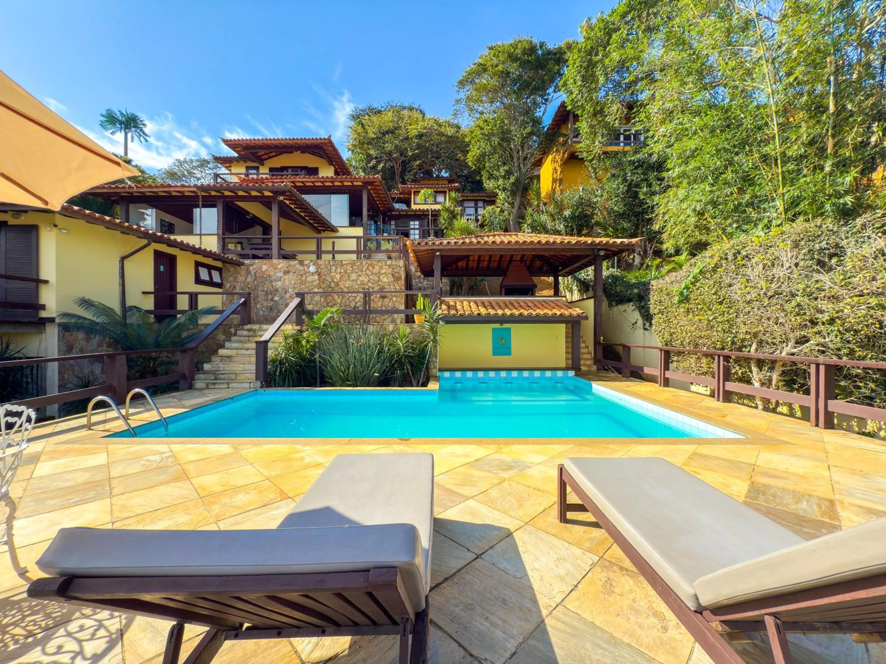 Pool view in Pousada Encanto de Búzios