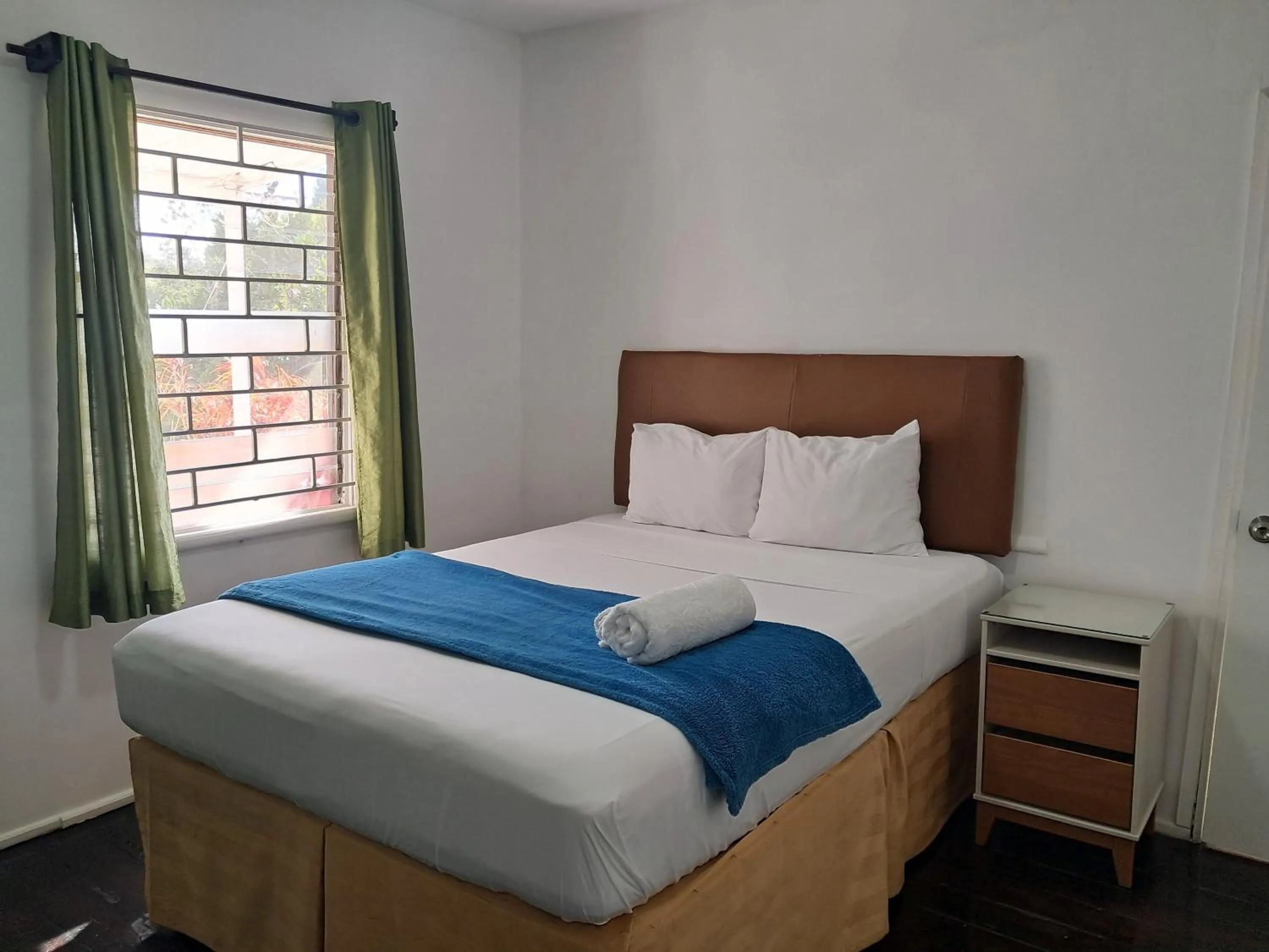 Bedroom, Bed in Kingsworth Bed and Breakfast