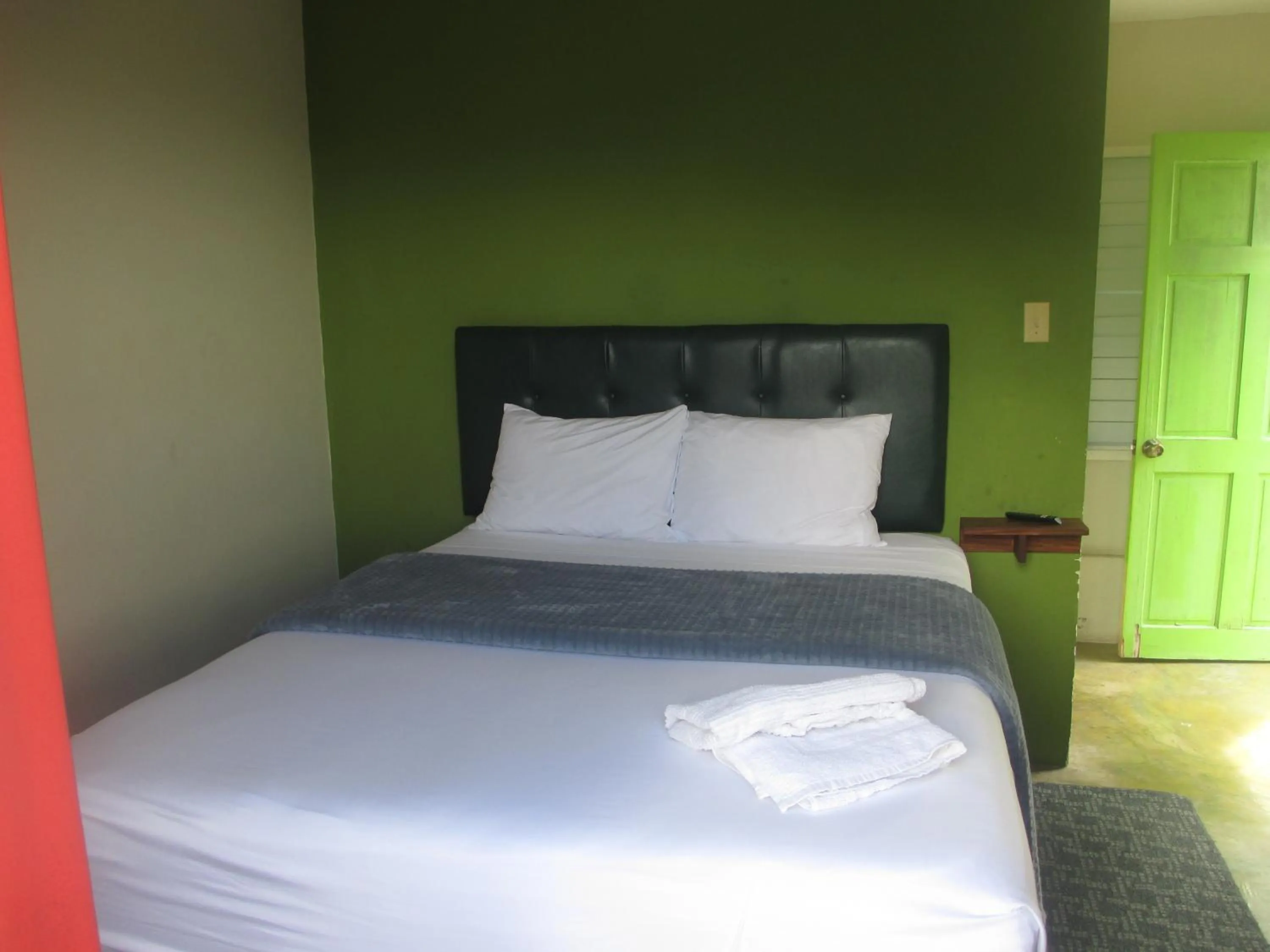 Bedroom, Bed in Kingsworth Bed and Breakfast