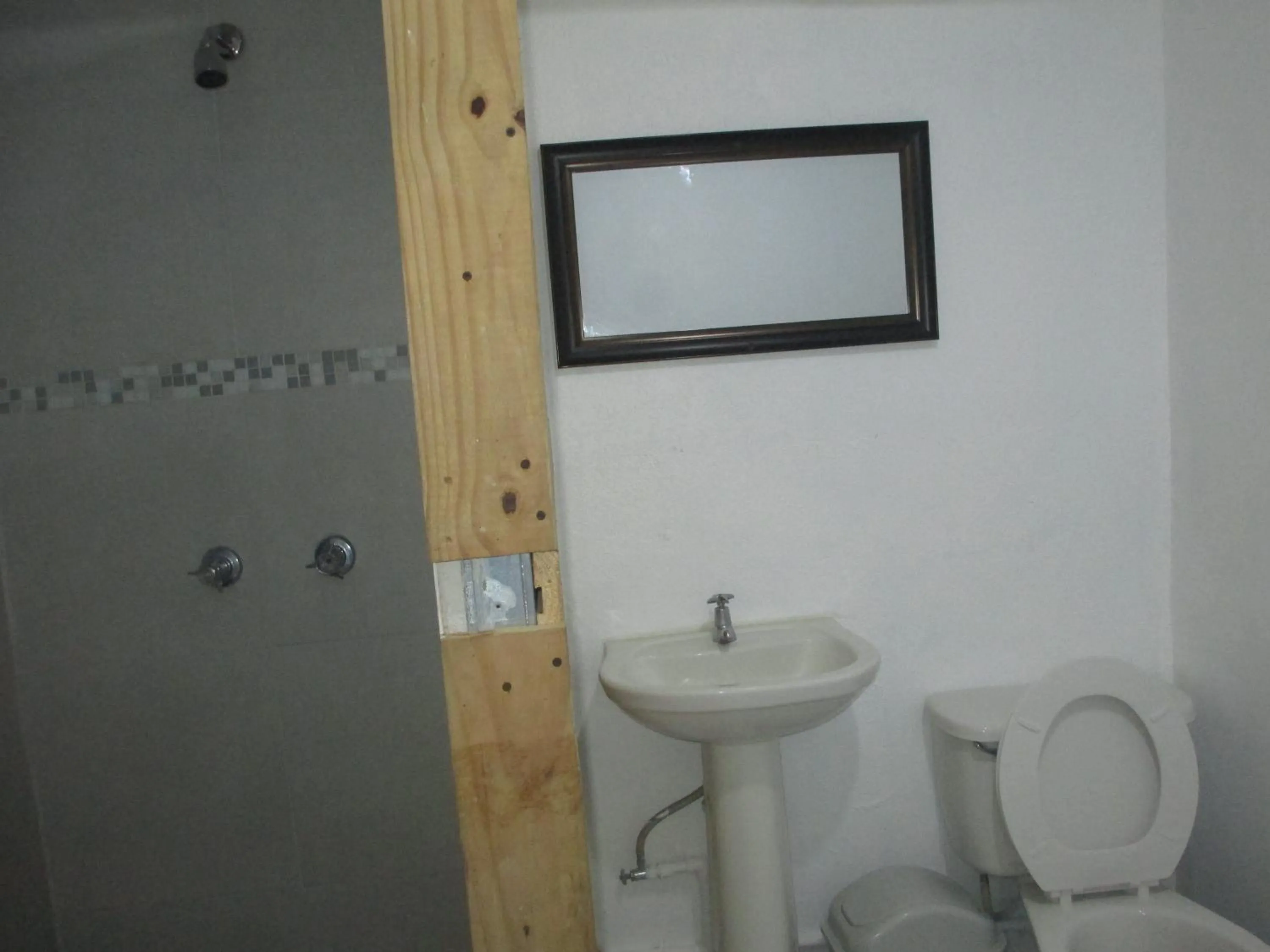 Bathroom in Kingsworth Bed and Breakfast