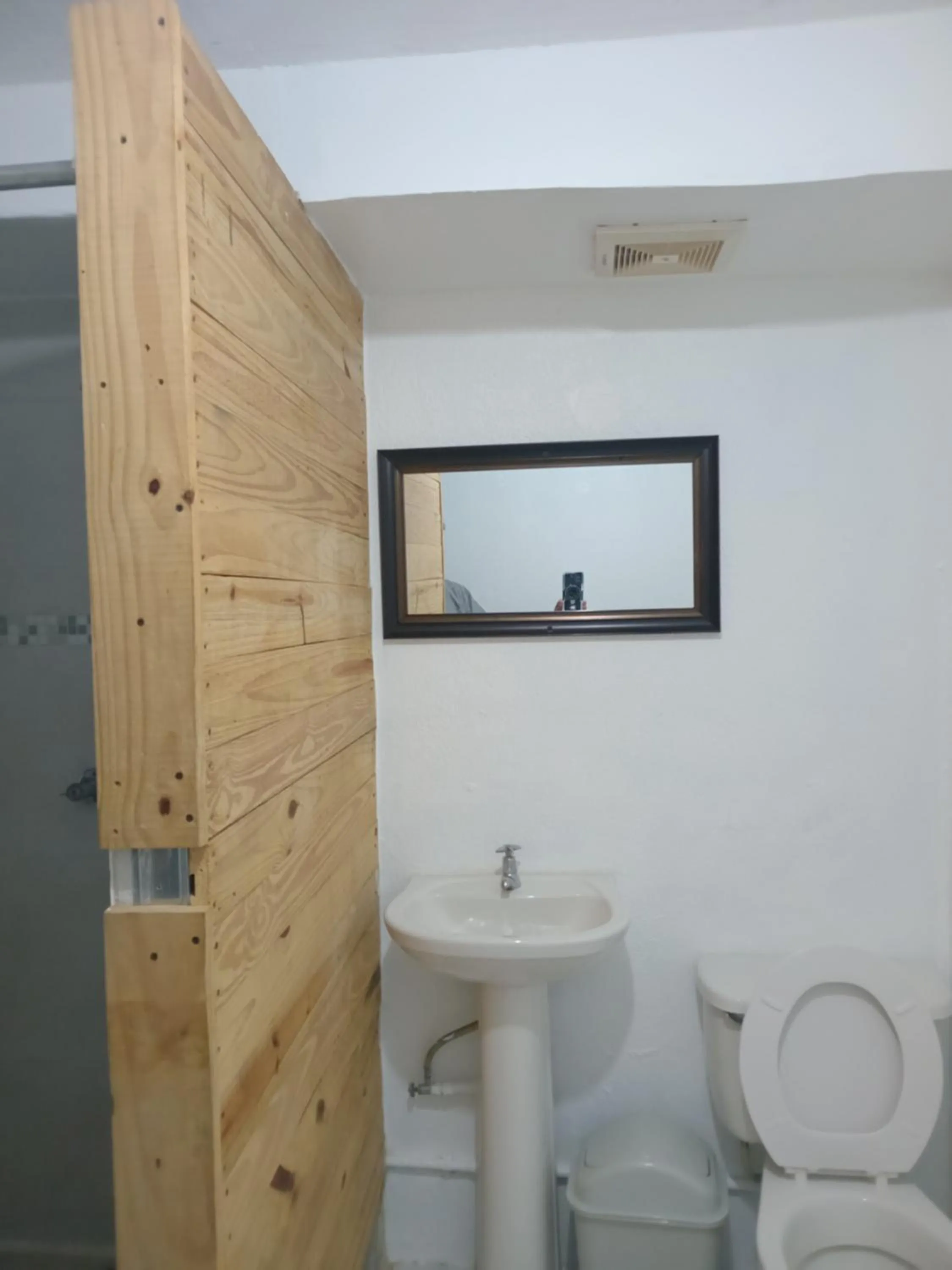 Bathroom in Kingsworth Bed and Breakfast