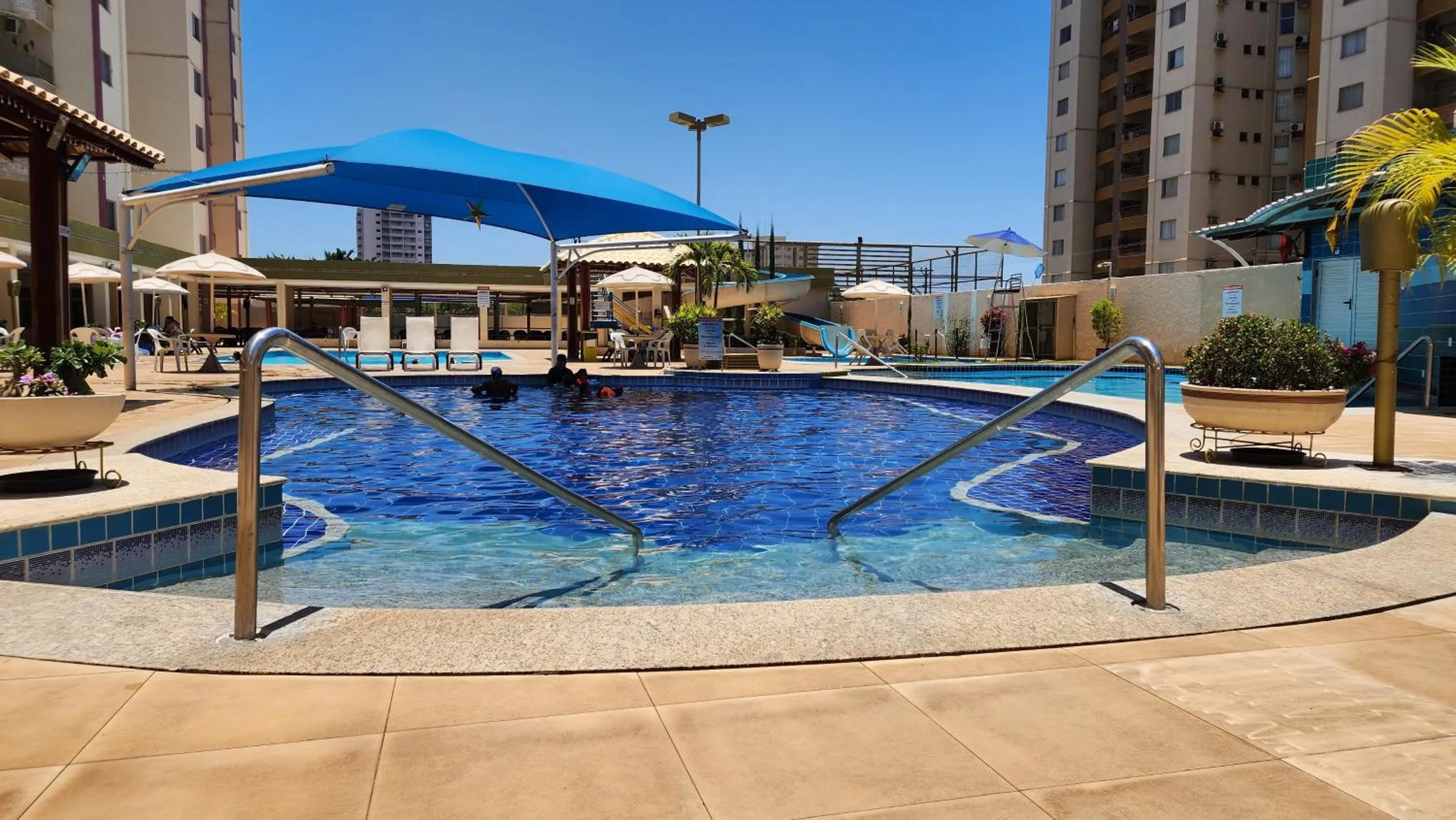 Swimming pool in Prive das Thermas - 301B