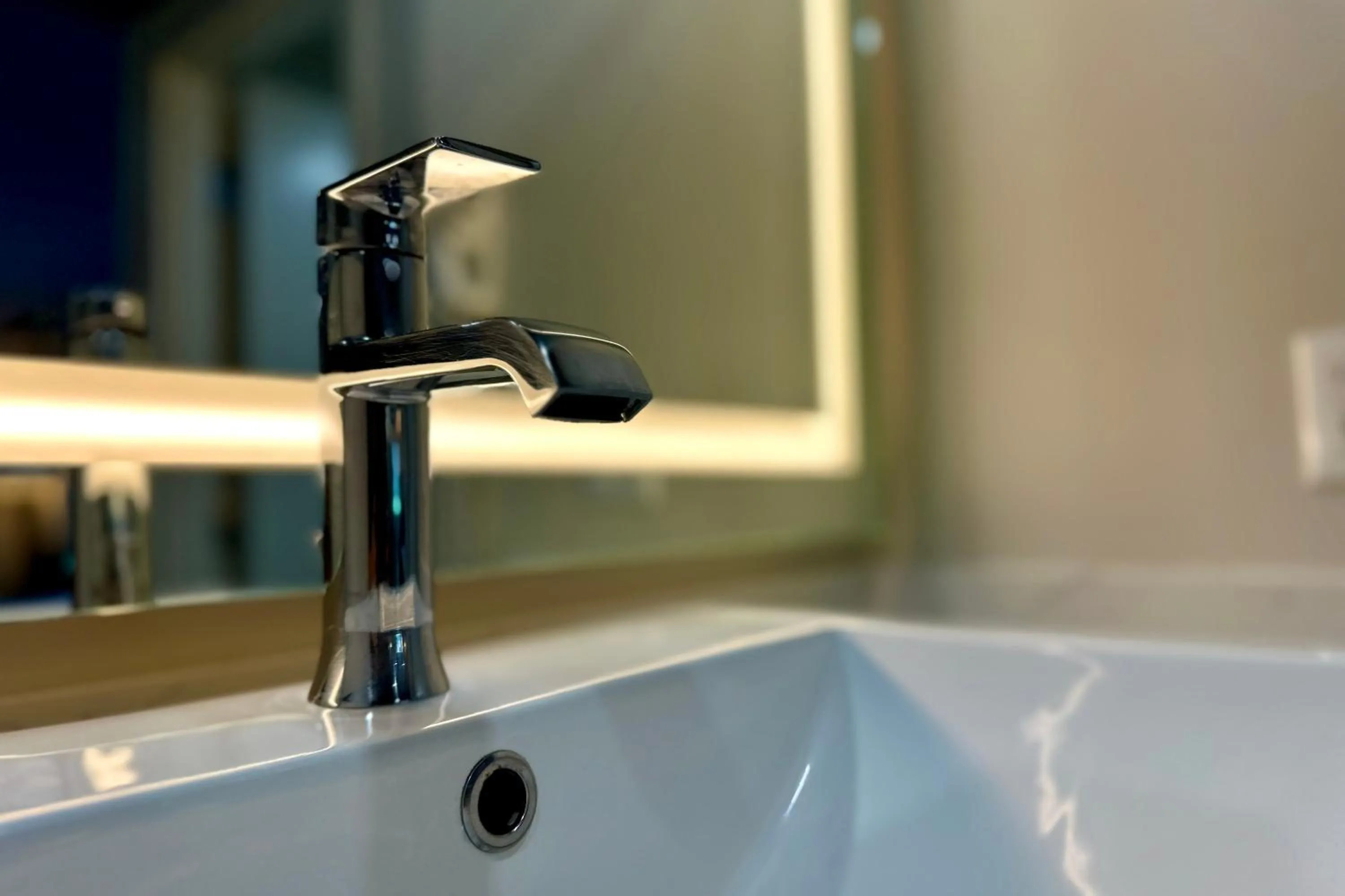 Other in Hyland Inn near Pasadena Civic Center